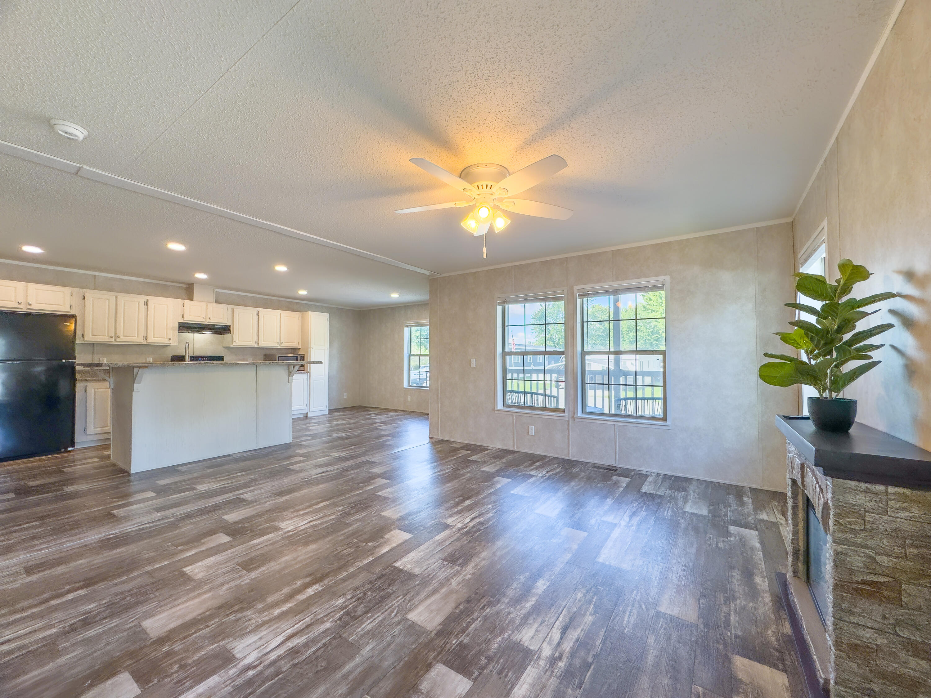 10885 Pine, Lakeview, Ohio 43331