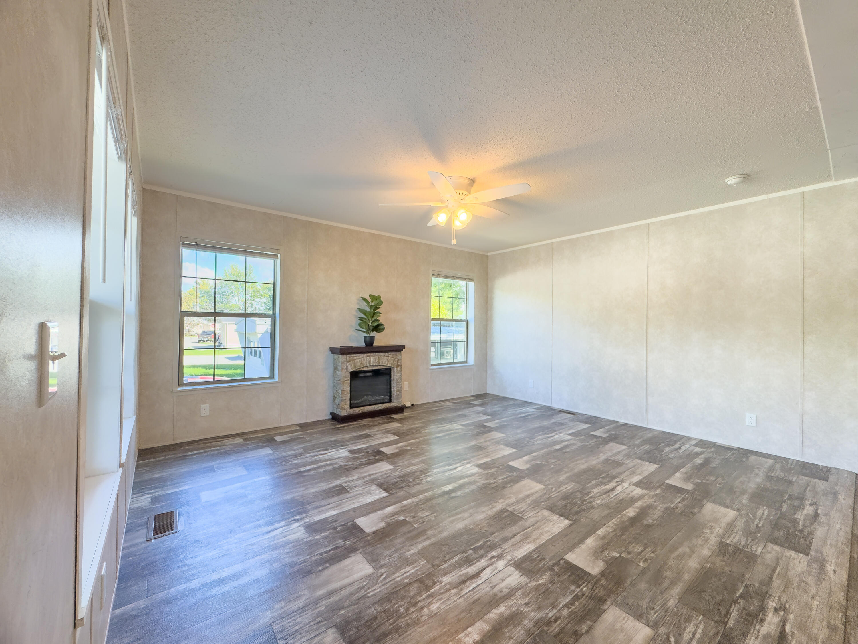 10885 Pine, Lakeview, Ohio 43331