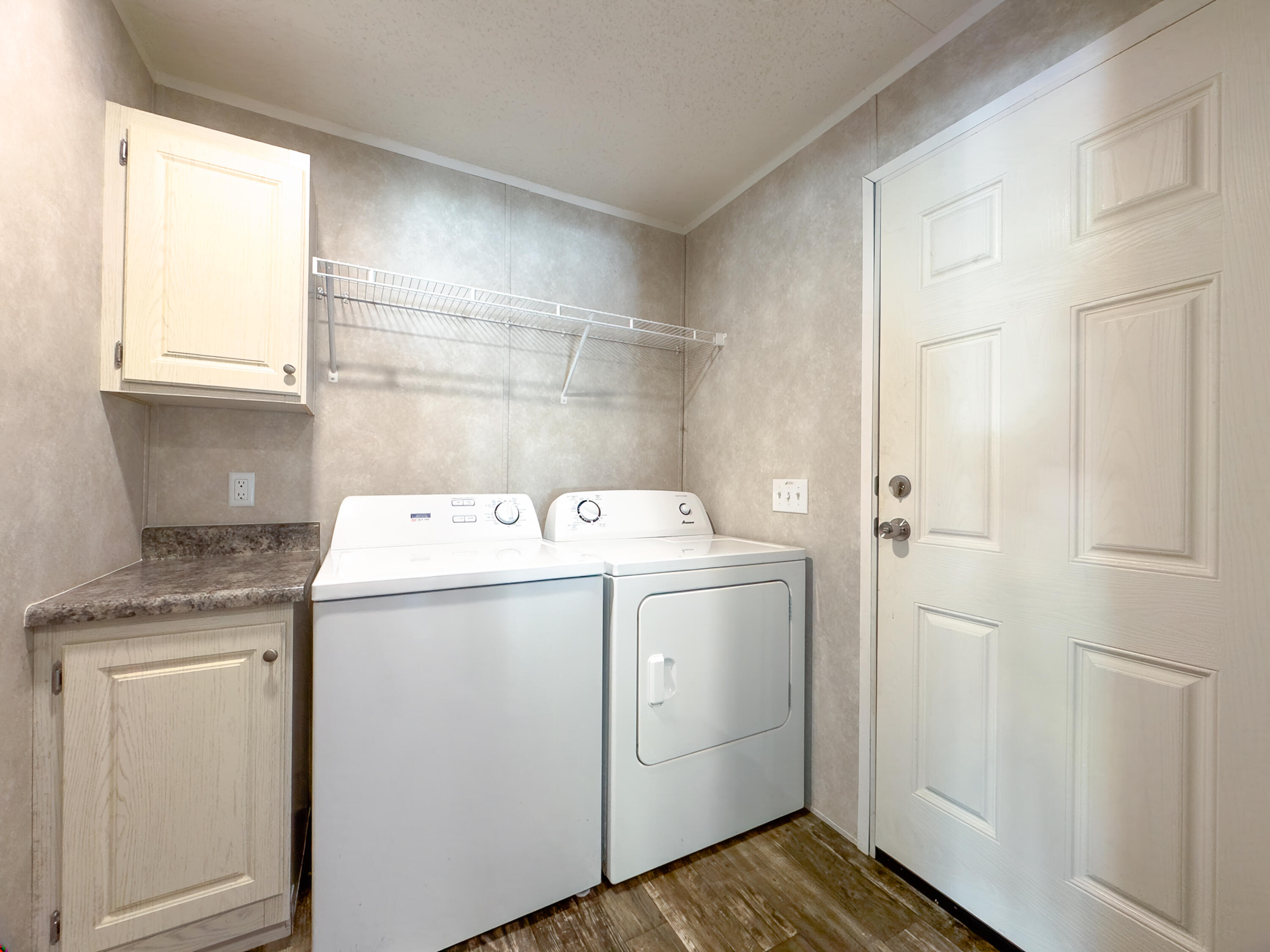 10885 Pine, Lakeview, Ohio 43331