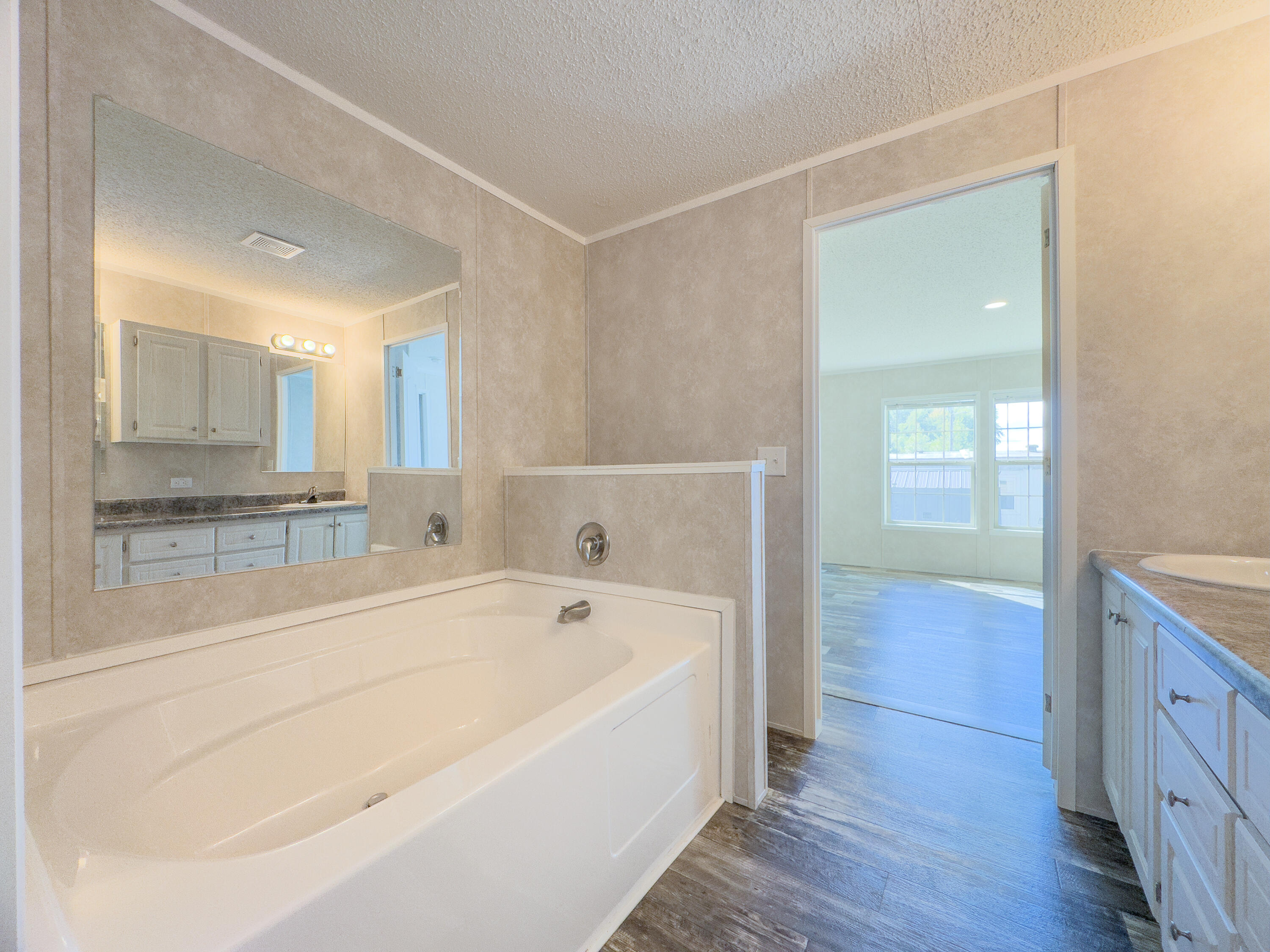 10885 Pine, Lakeview, Ohio 43331