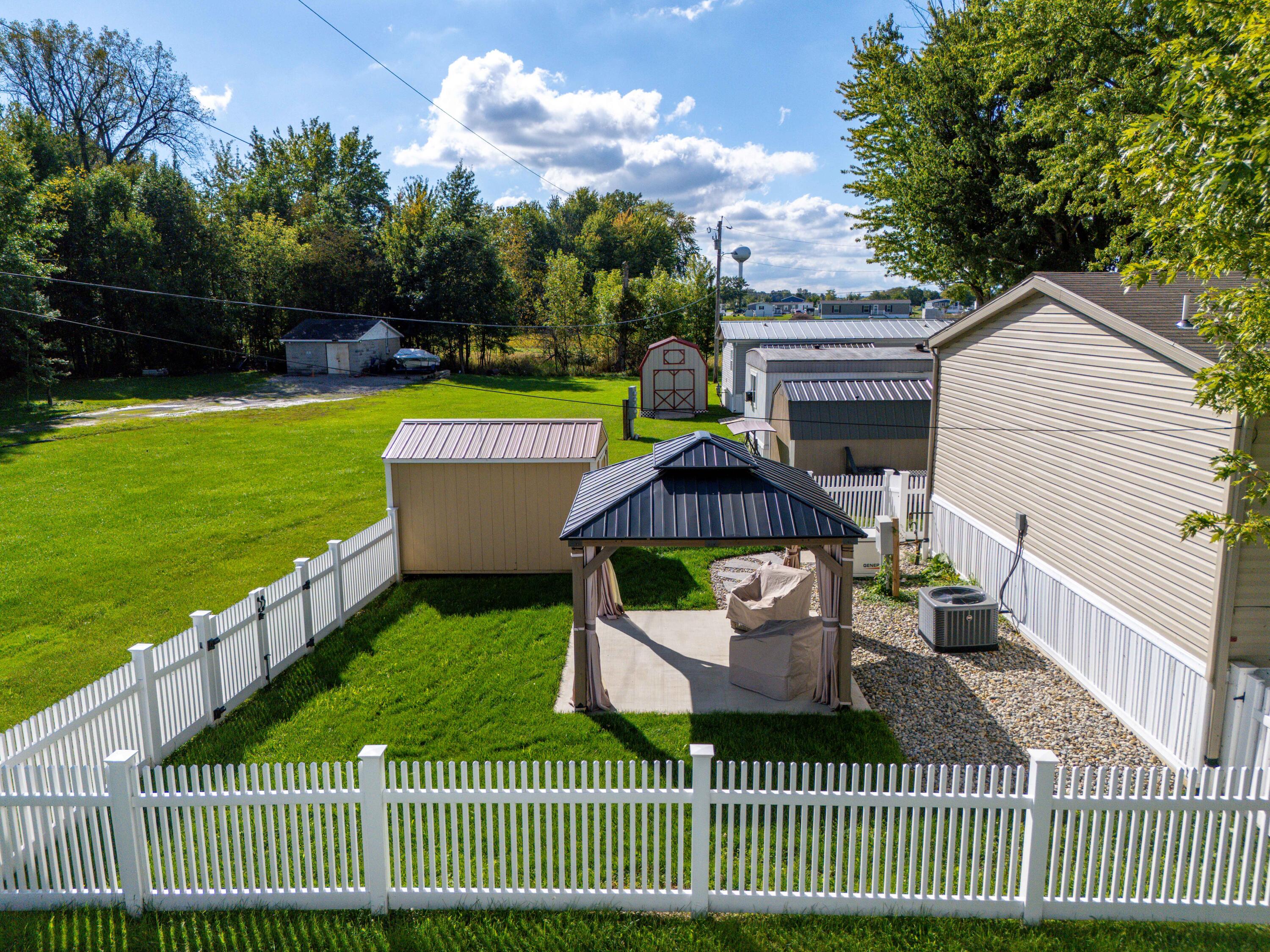 10885 Pine, Lakeview, Ohio 43331