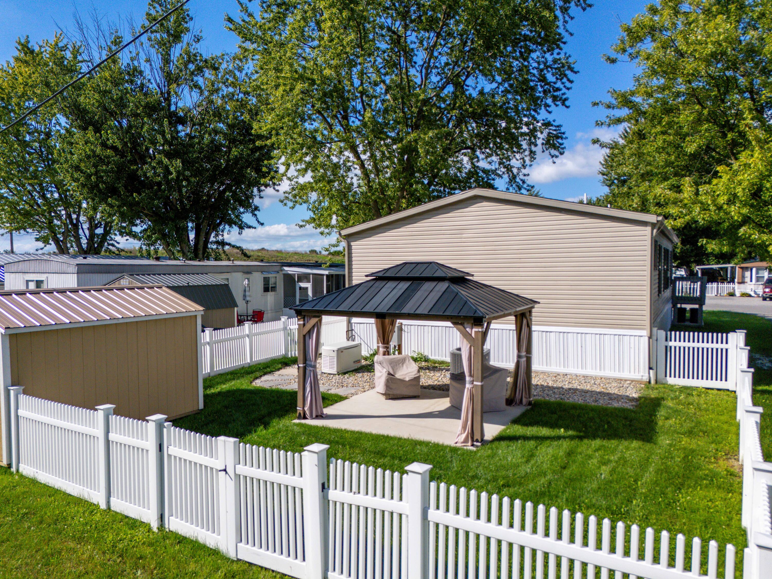 10885 Pine, Lakeview, Ohio 43331