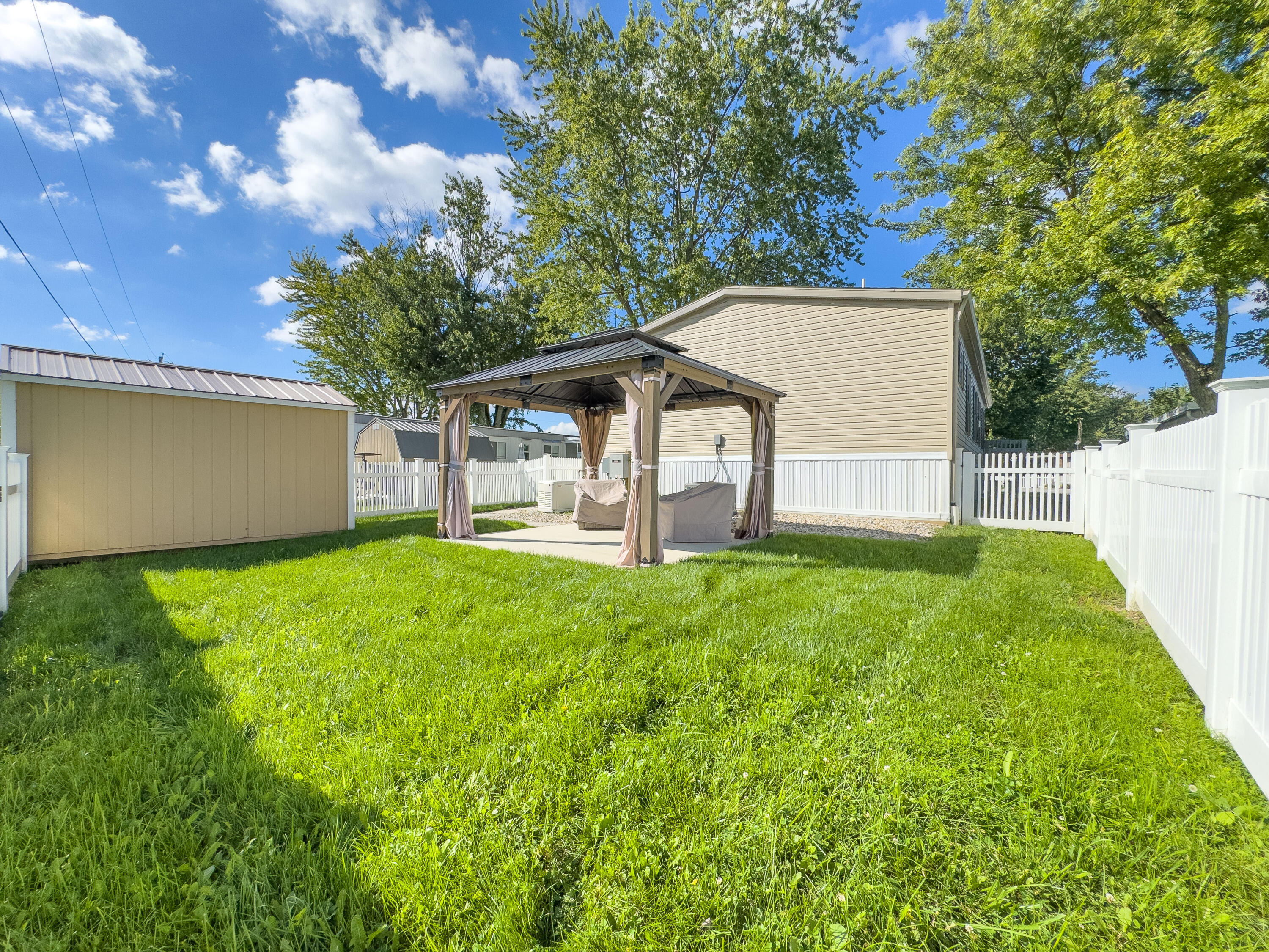 10885 Pine, Lakeview, Ohio 43331