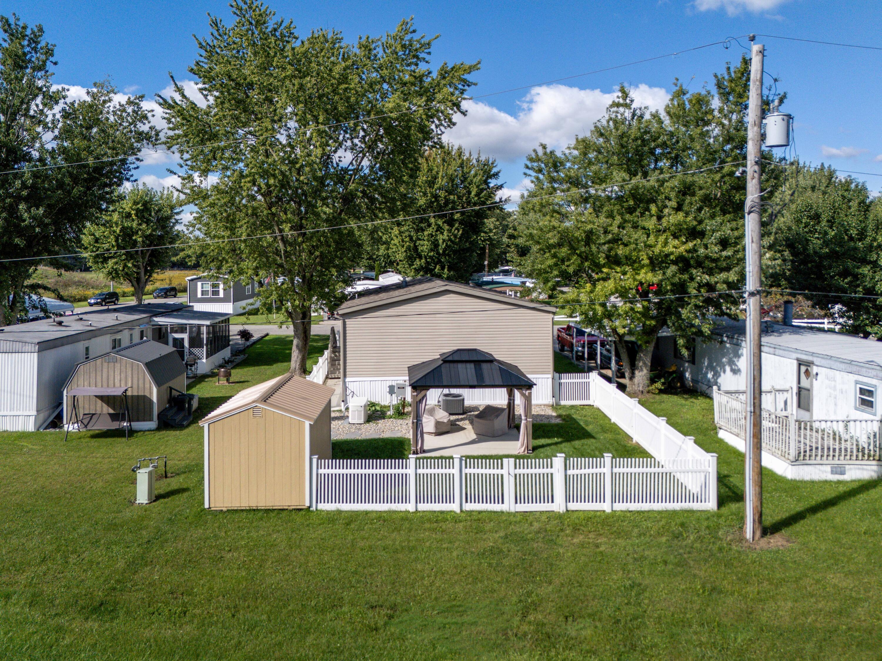 10885 Pine, Lakeview, Ohio 43331