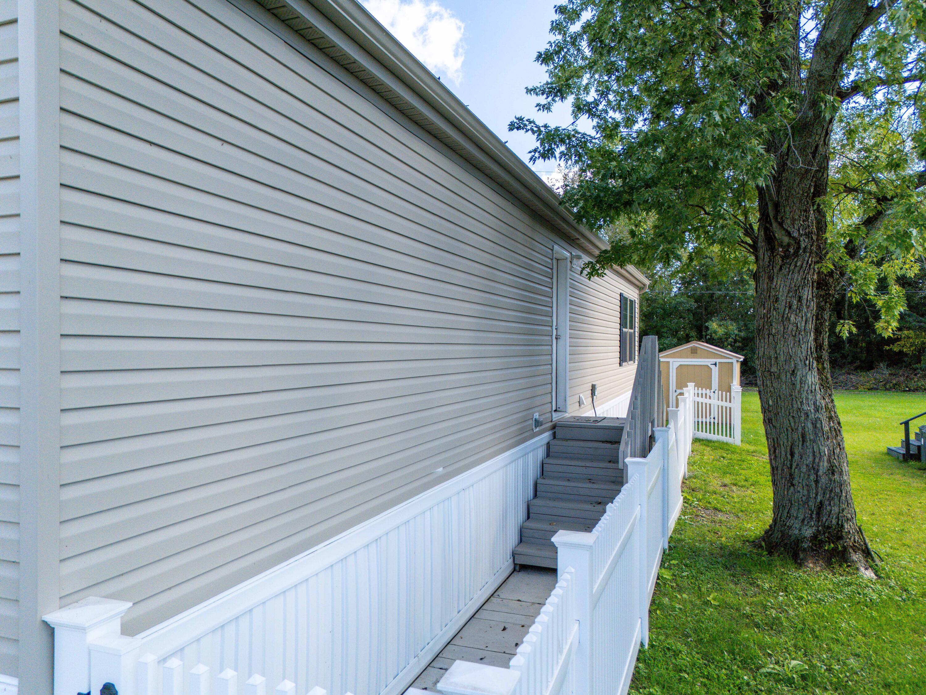 10885 Pine, Lakeview, Ohio 43331