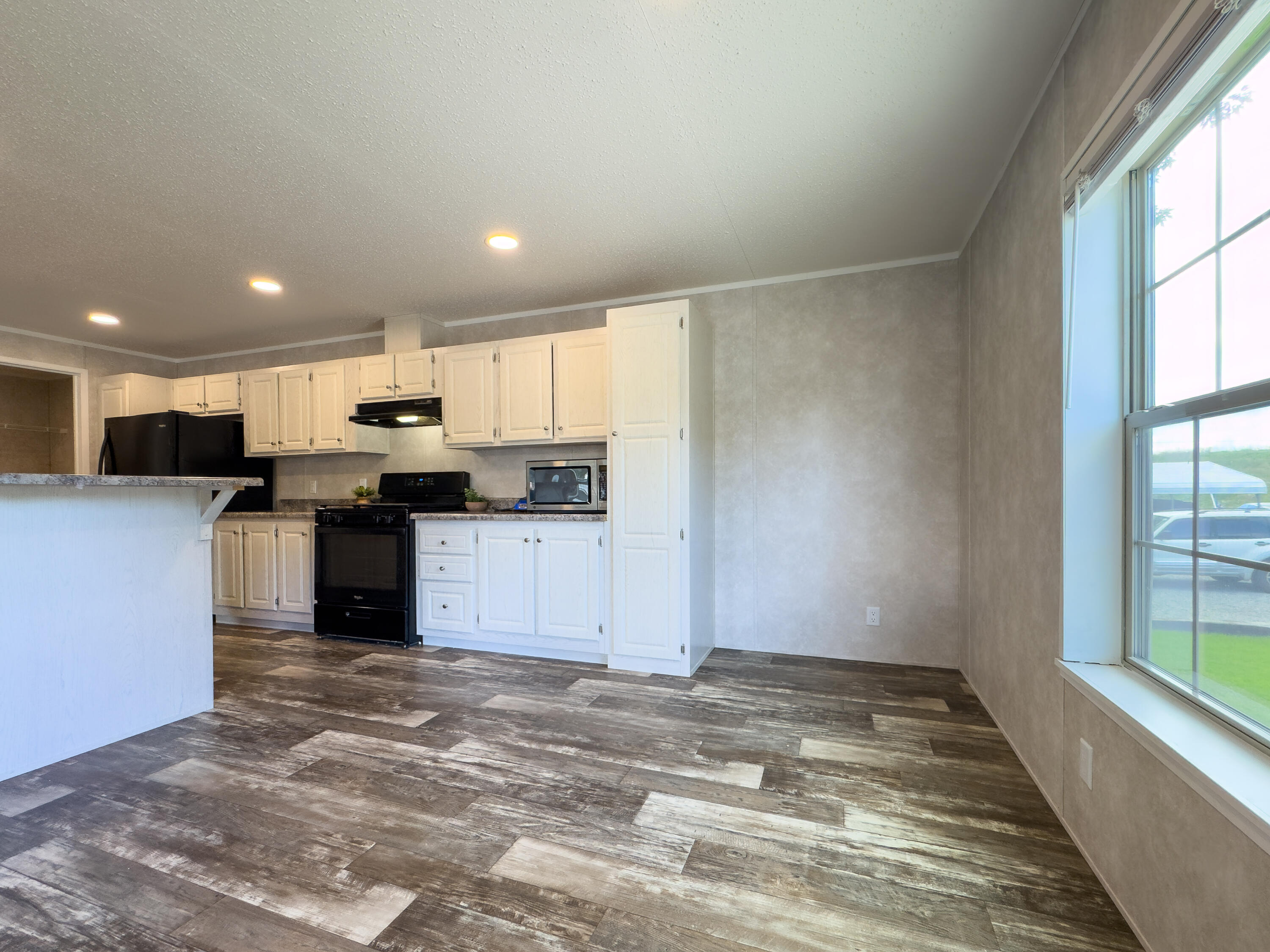 10885 Pine, Lakeview, Ohio 43331