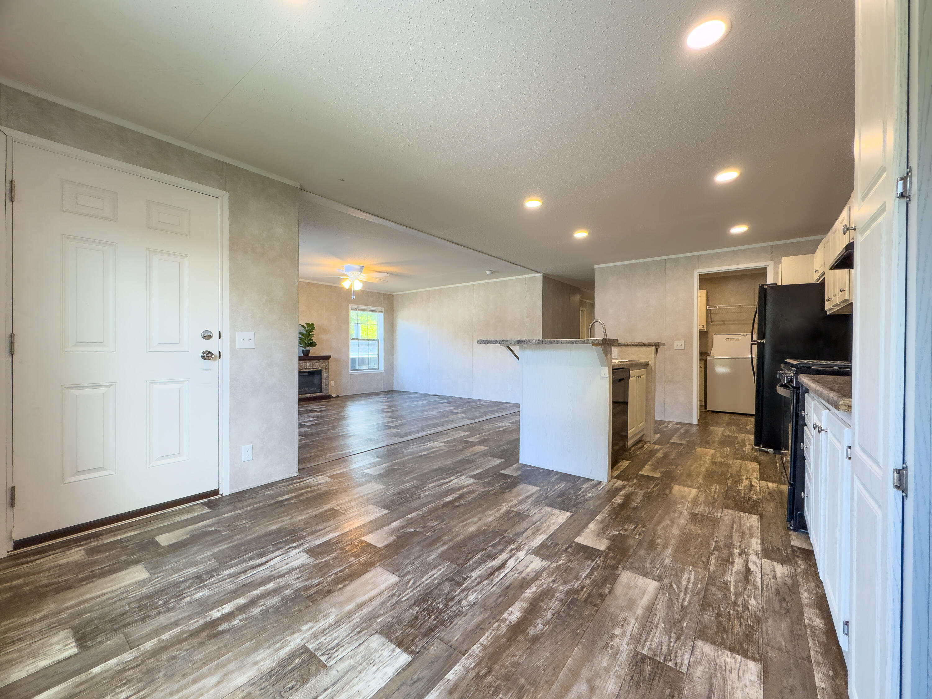 10885 Pine, Lakeview, Ohio 43331