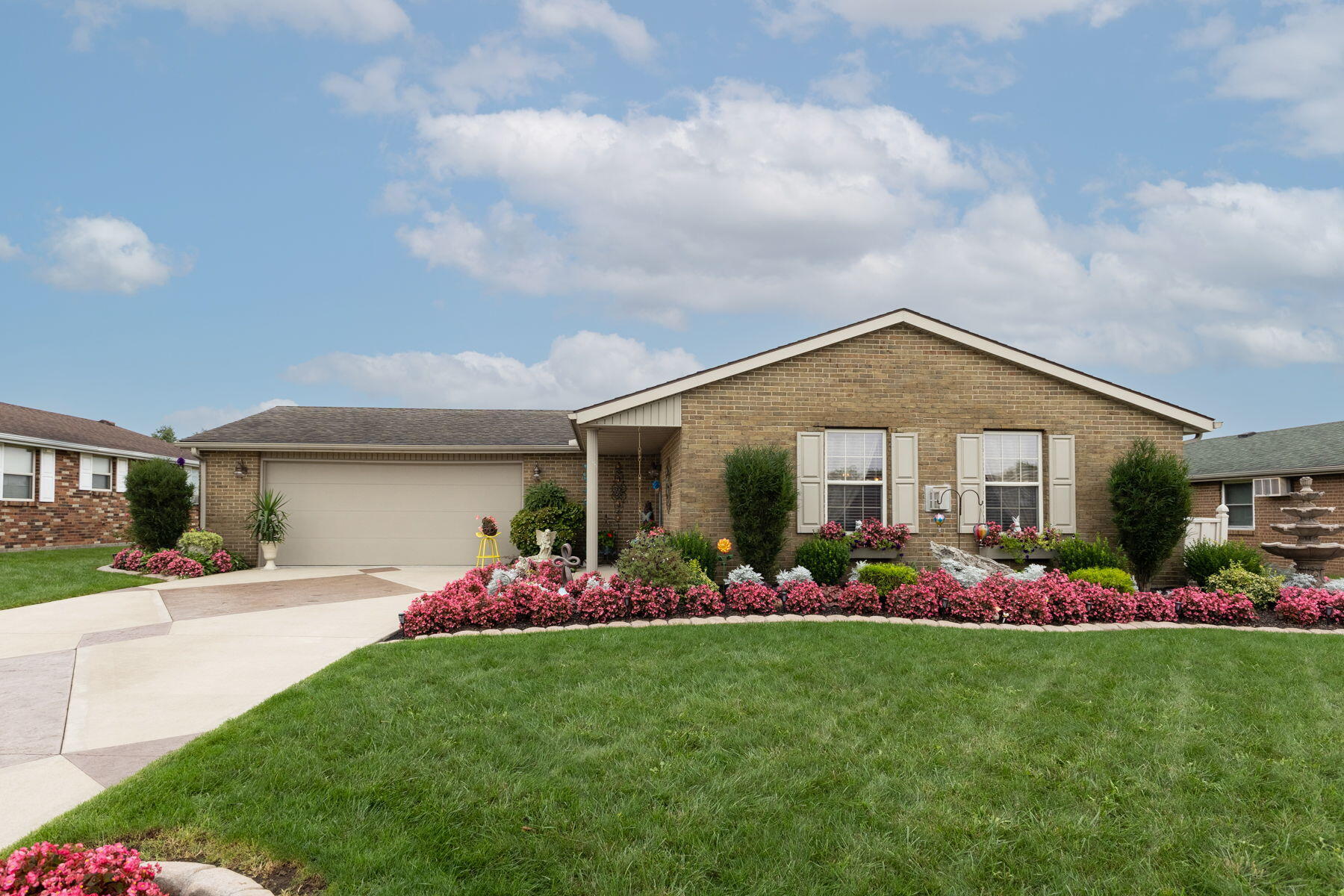 931 Manchester, Greenville, Ohio 45331