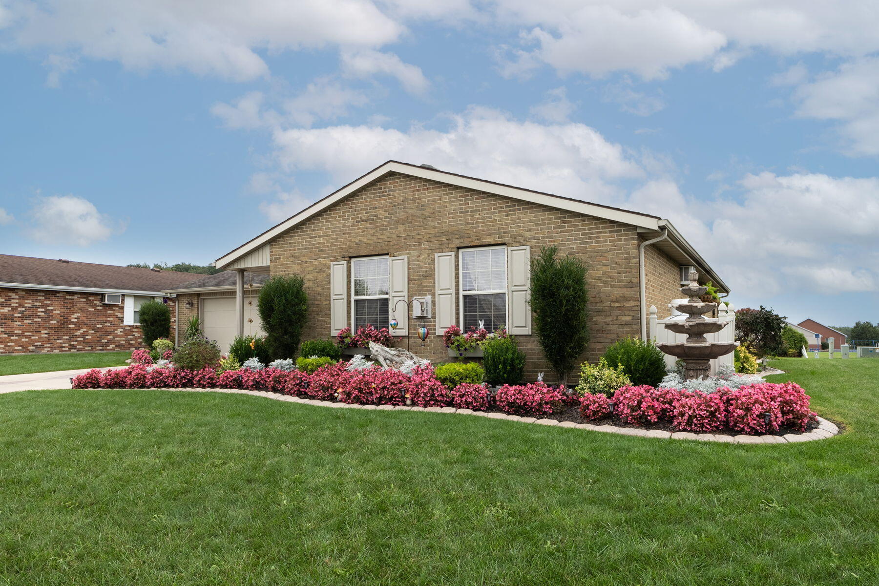 931 Manchester, Greenville, Ohio 45331