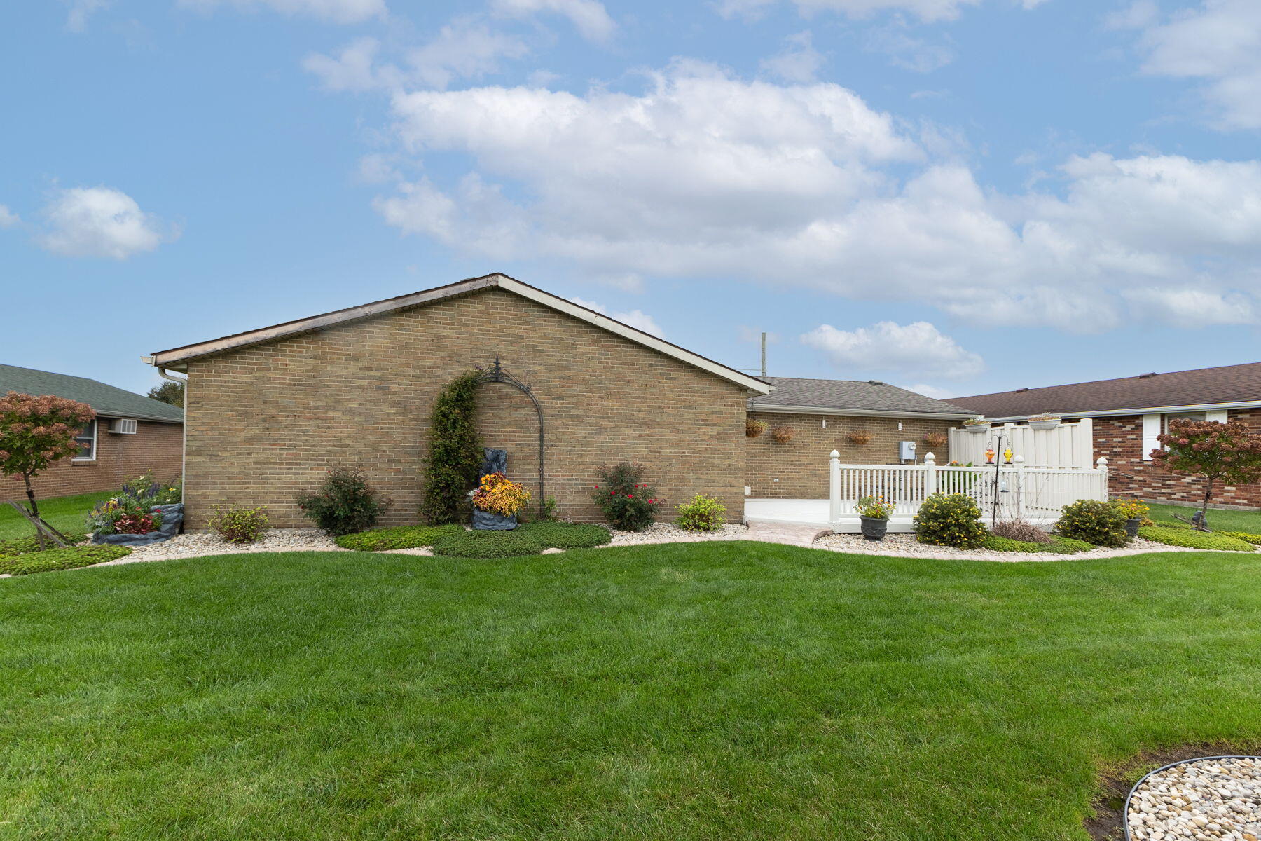 931 Manchester, Greenville, Ohio 45331