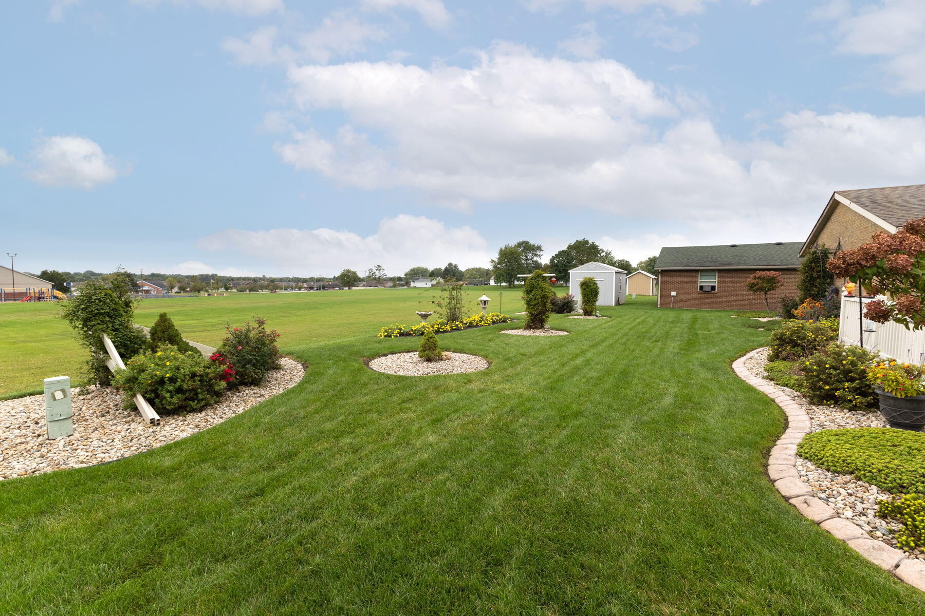 931 Manchester, Greenville, Ohio 45331