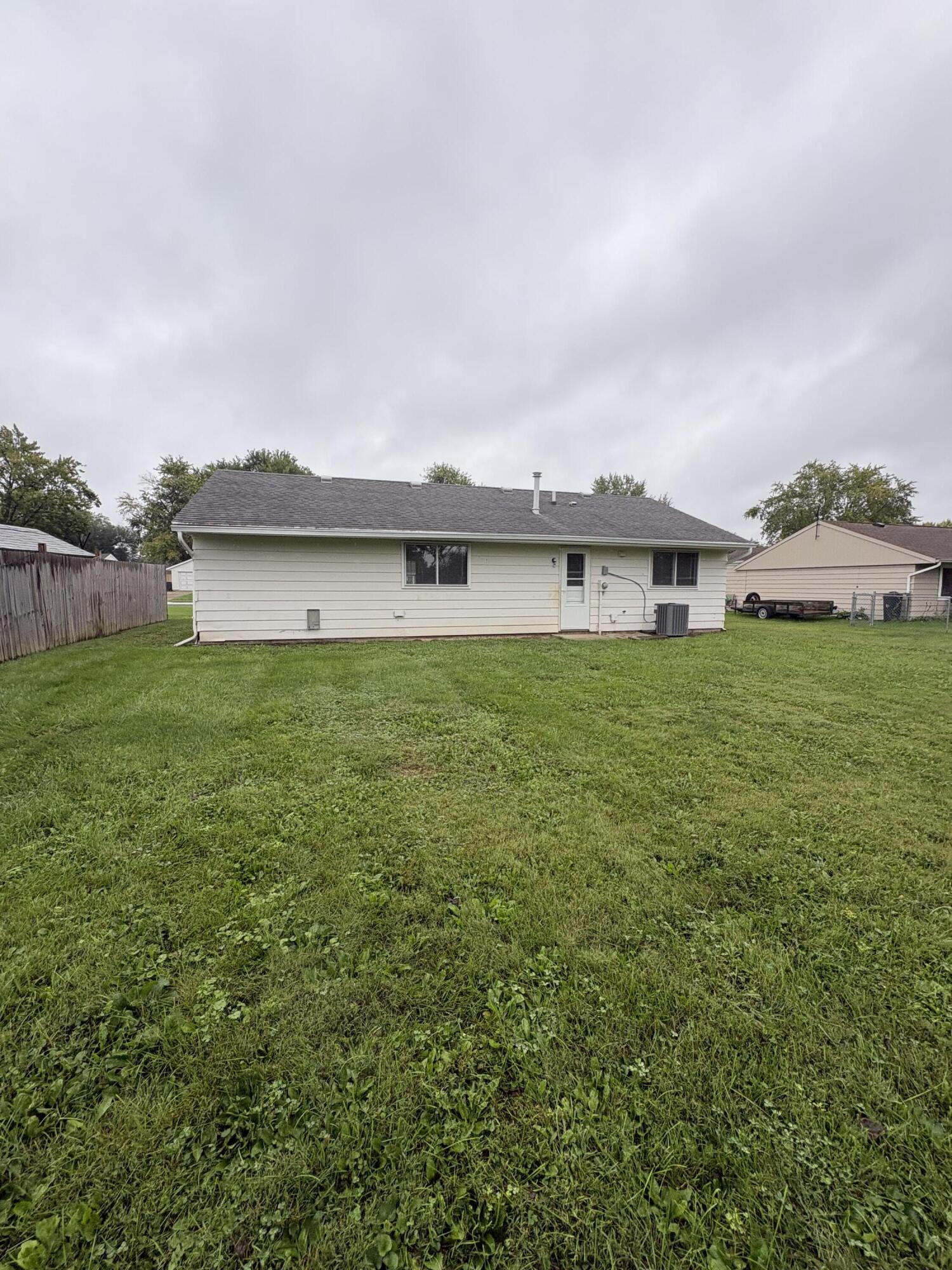 3147 Sudbury, Springfield, Ohio 45503