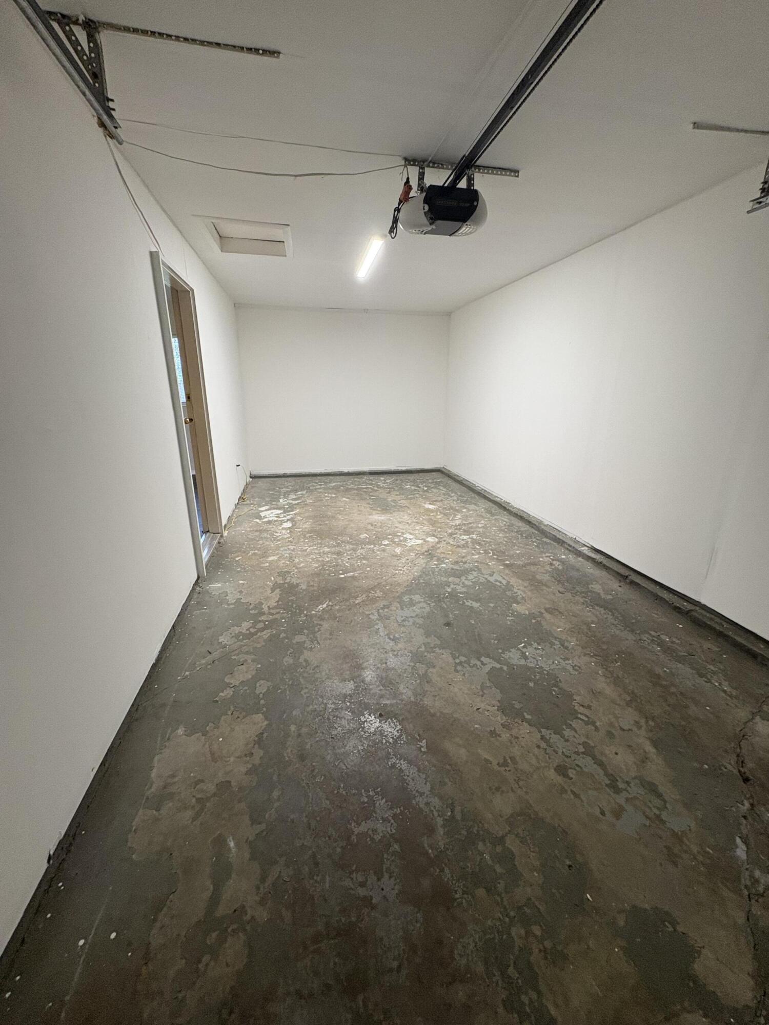 3147 Sudbury, Springfield, Ohio 45503