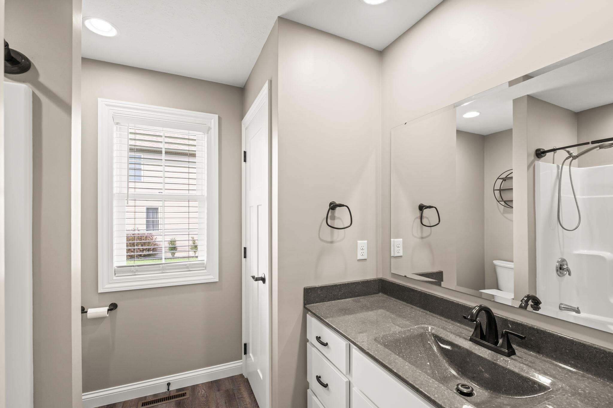 111 Timber, Anna, Ohio 45302