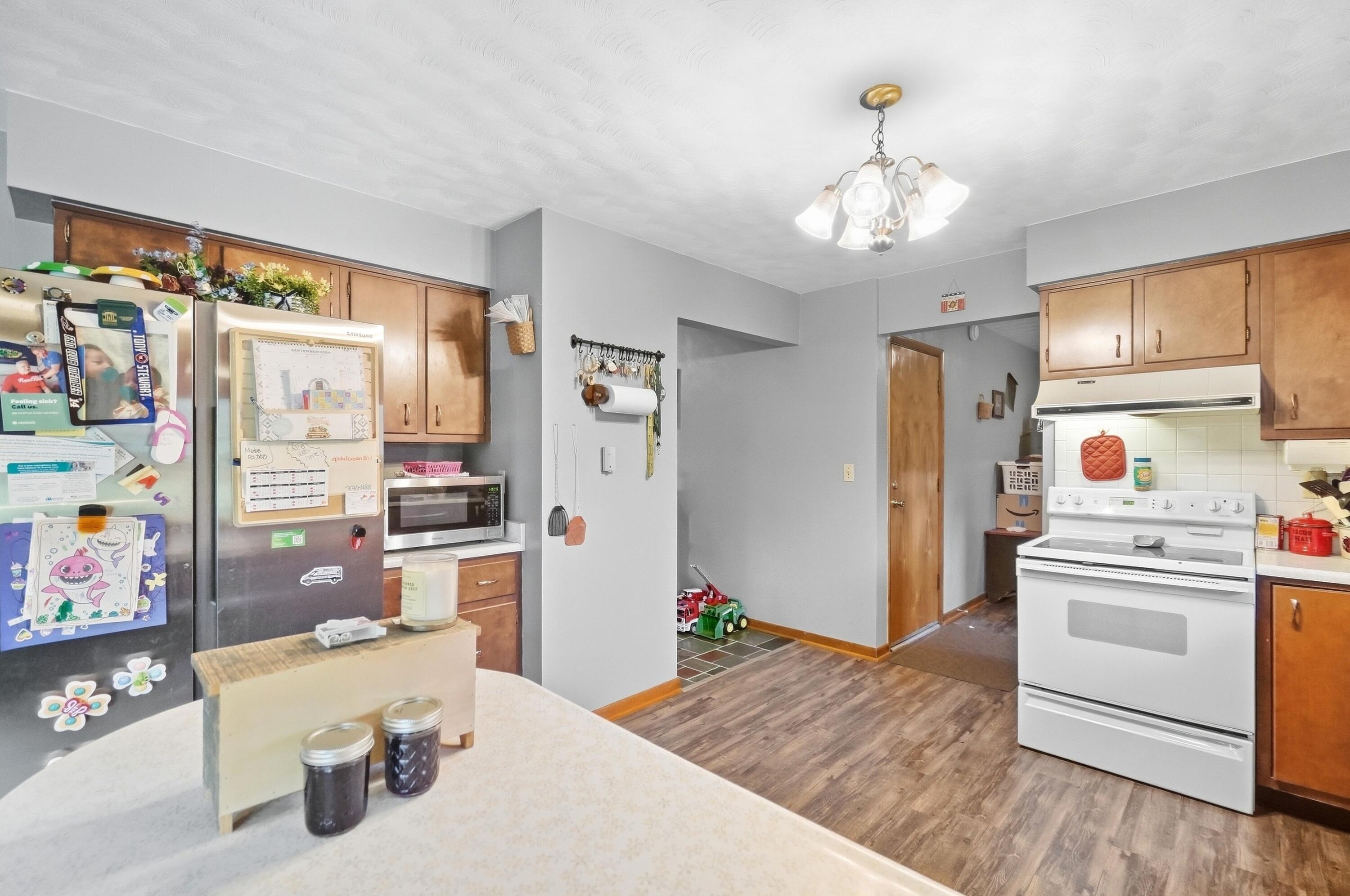 12442 Brookville Pyrmont, Brookville, Ohio 45309