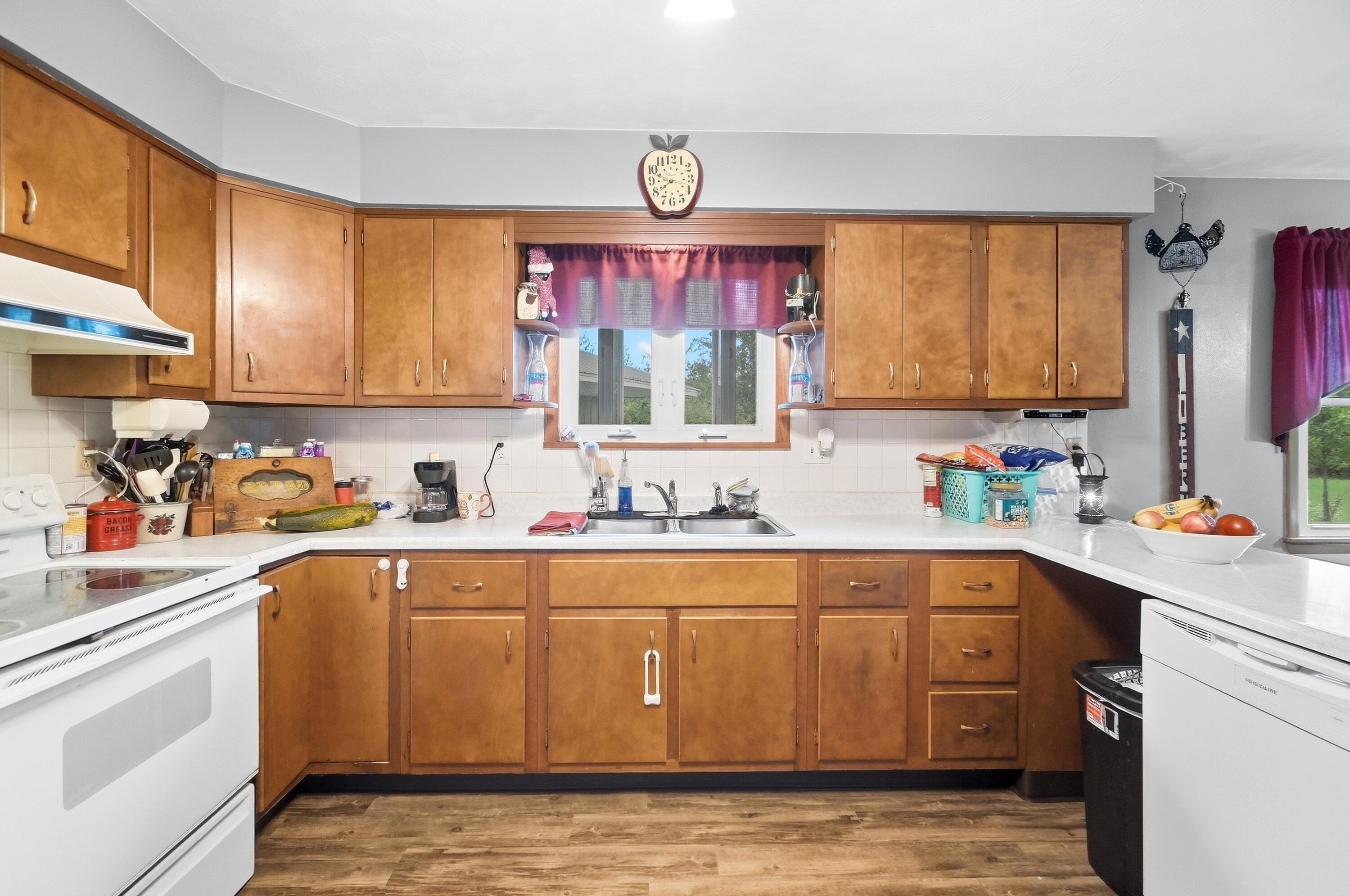 12442 Brookville Pyrmont, Brookville, Ohio 45309