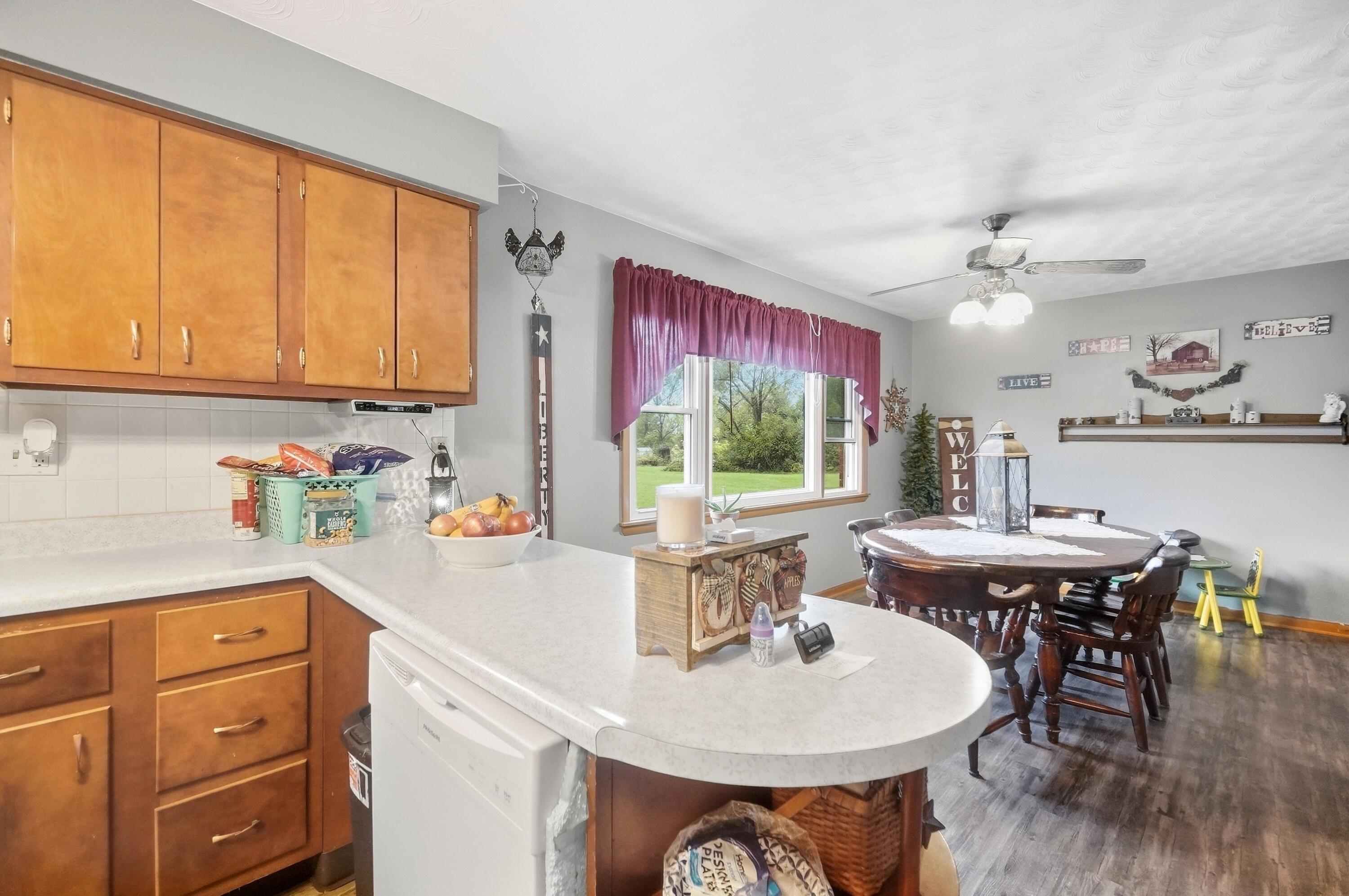 12442 Brookville Pyrmont, Brookville, Ohio 45309