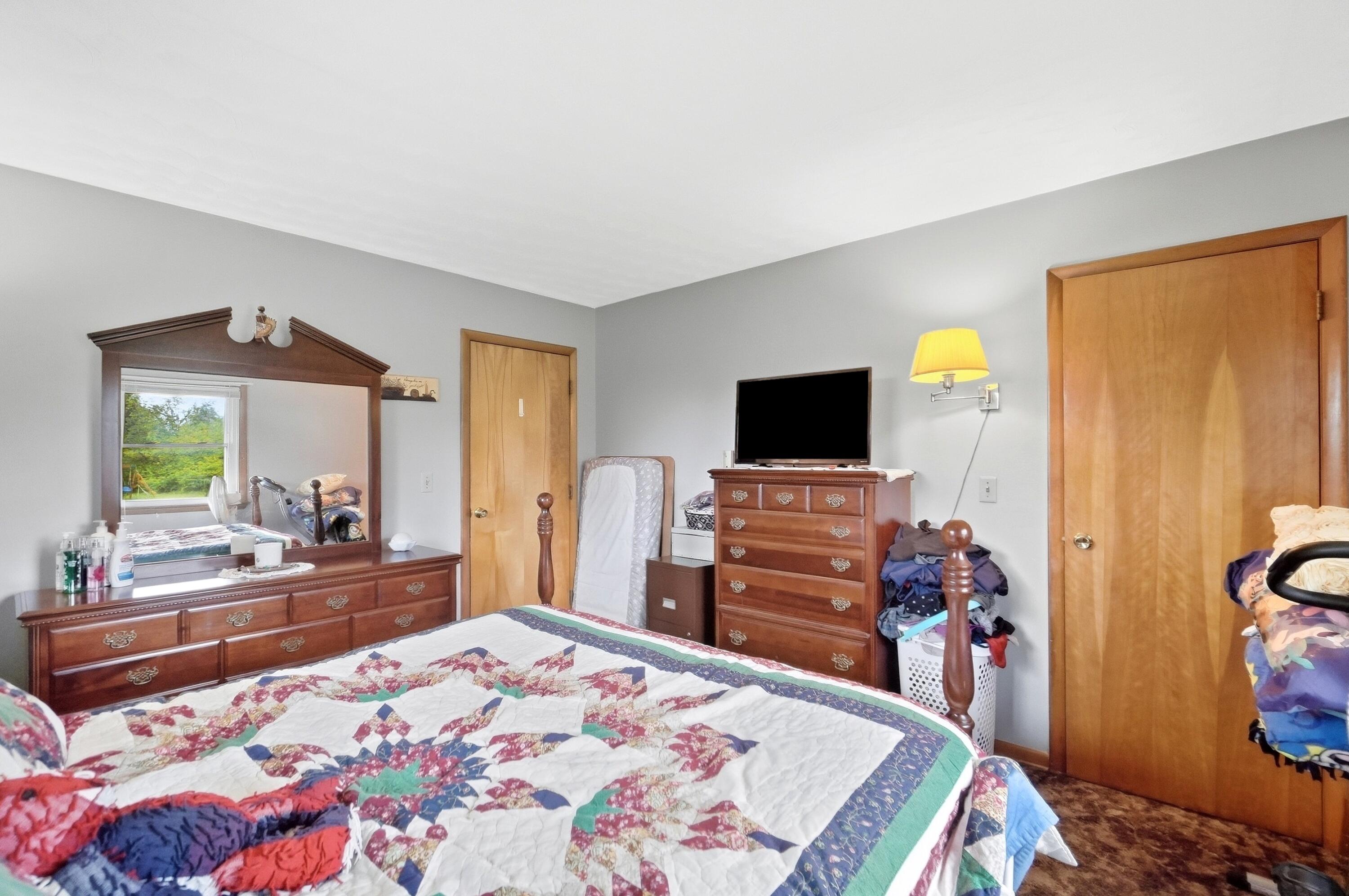 12442 Brookville Pyrmont, Brookville, Ohio 45309