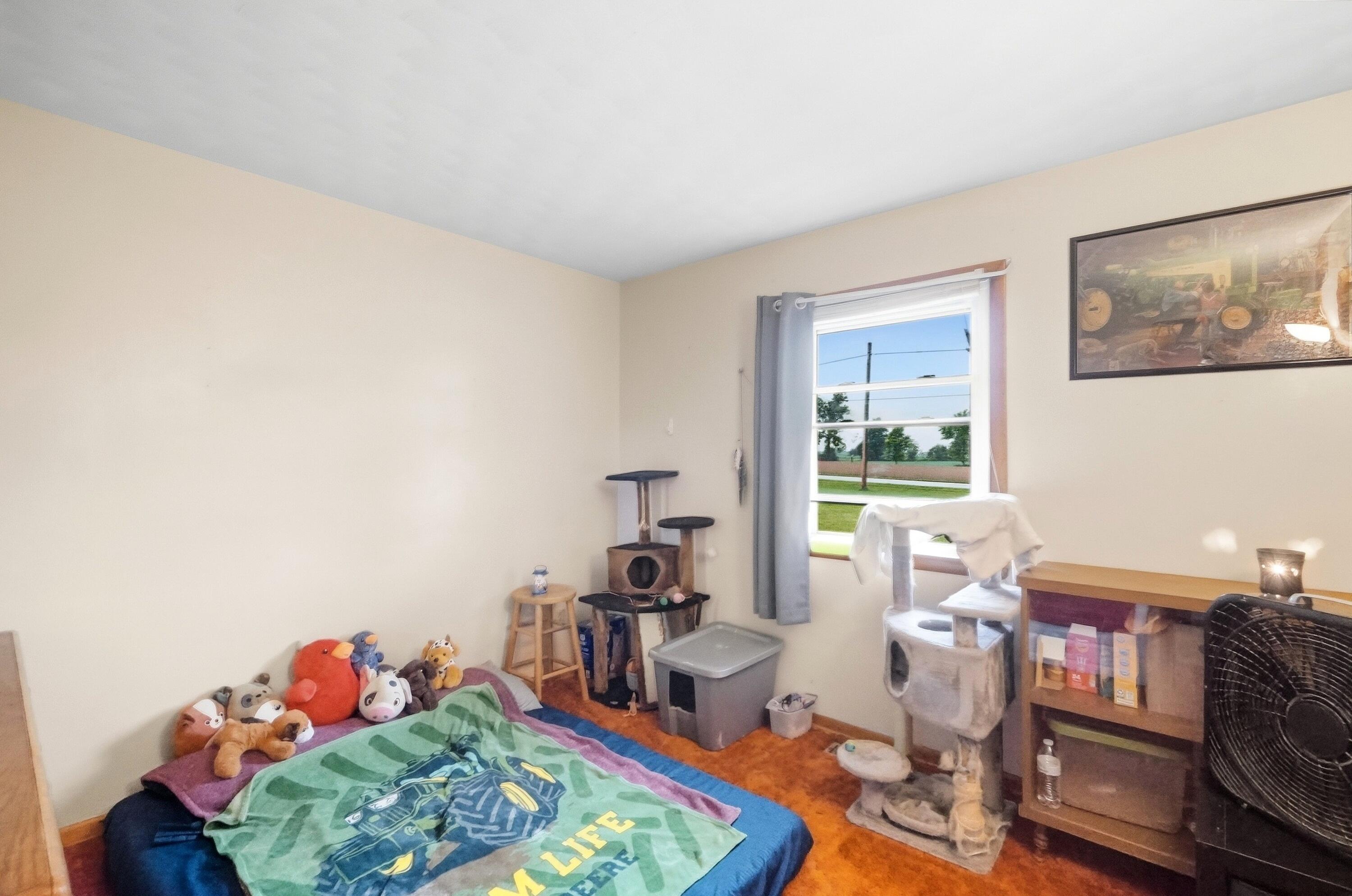 12442 Brookville Pyrmont, Brookville, Ohio 45309