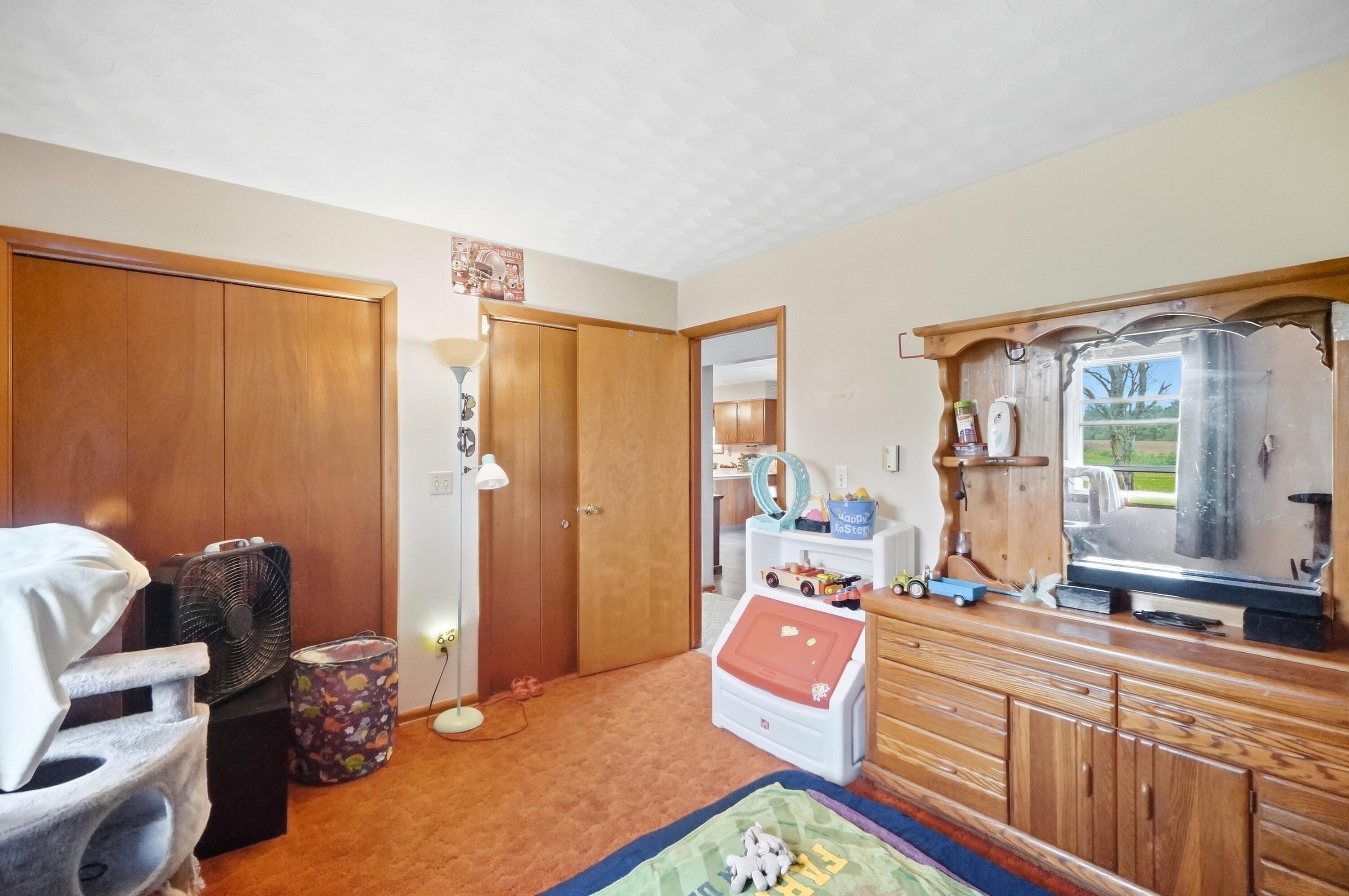 12442 Brookville Pyrmont, Brookville, Ohio 45309