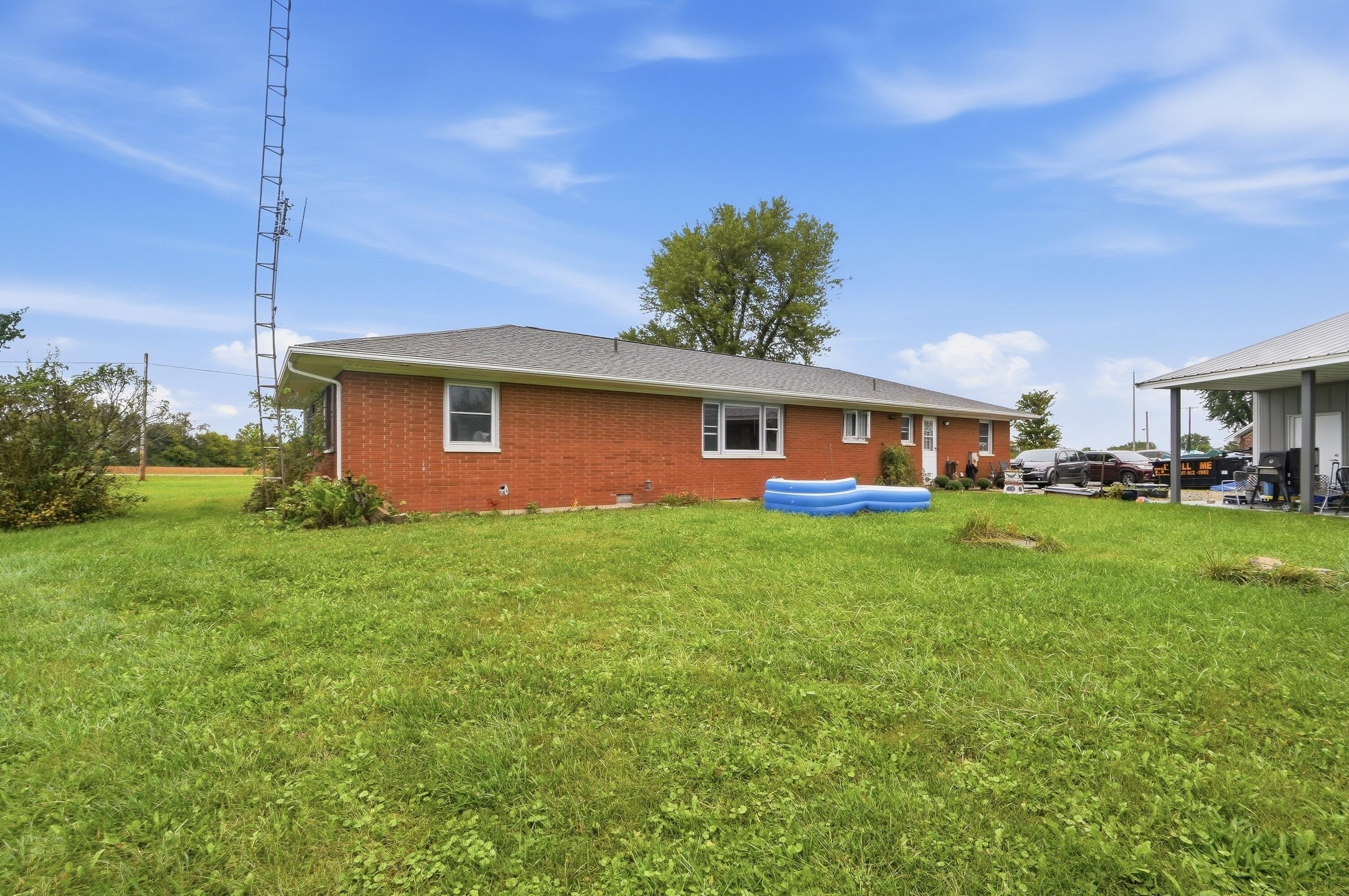 12442 Brookville Pyrmont, Brookville, Ohio 45309