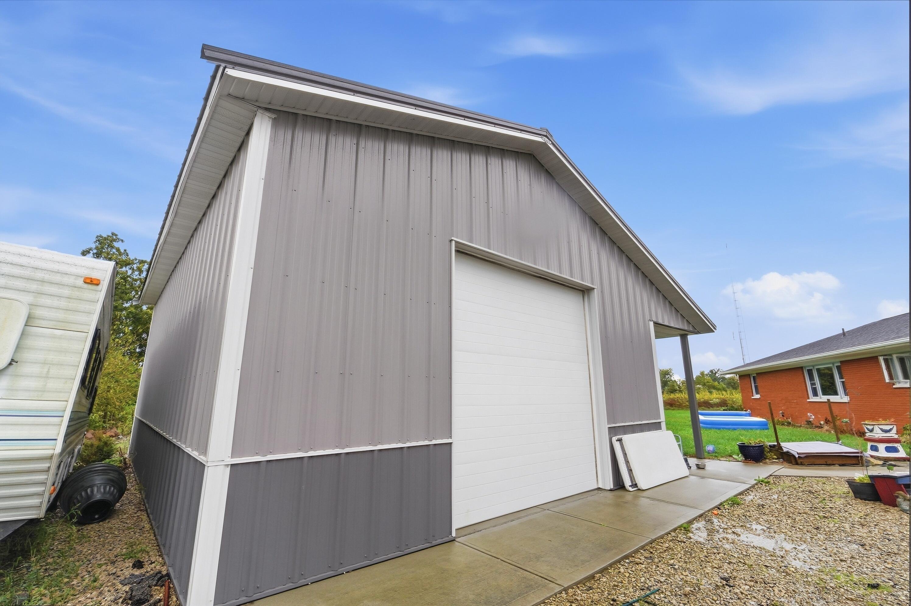 12442 Brookville Pyrmont, Brookville, Ohio 45309