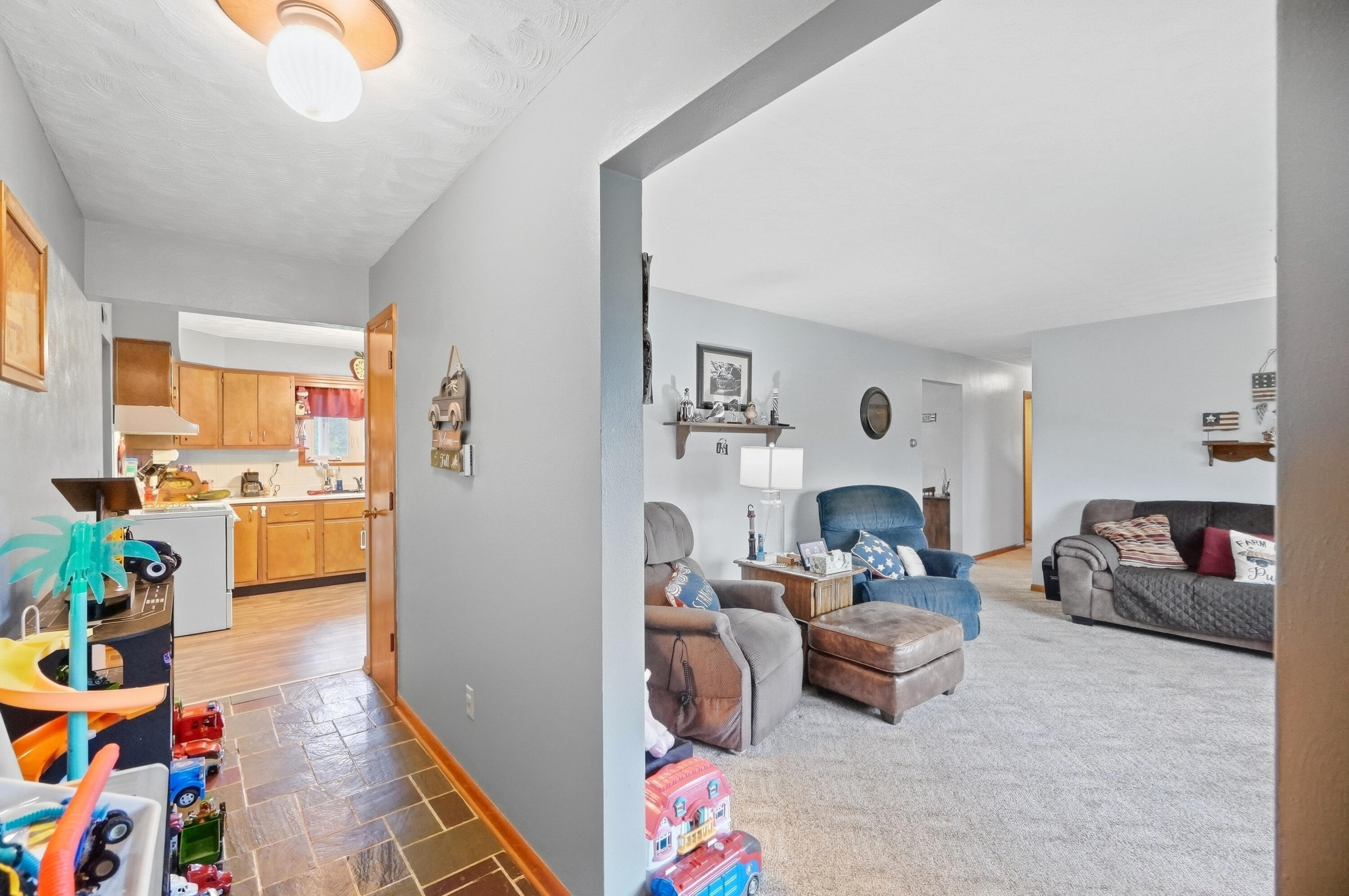 12442 Brookville Pyrmont, Brookville, Ohio 45309