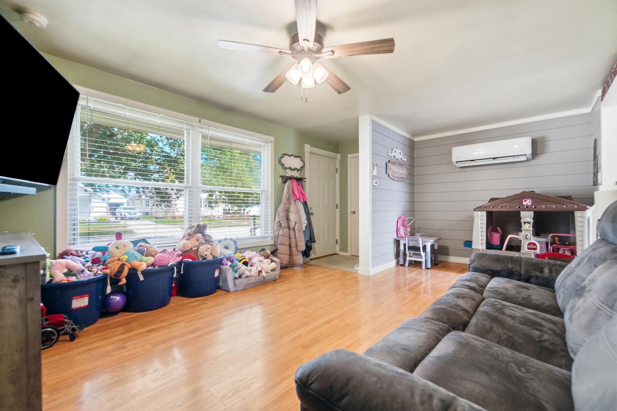 303 Washington, Wapakoneta, Ohio 45895