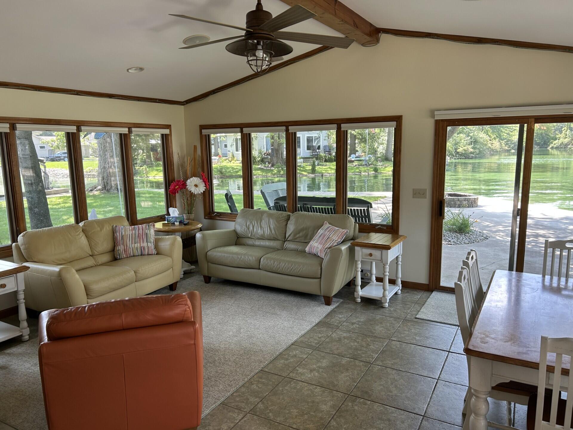 21 Breezewood, Saint Marys, Ohio 45885