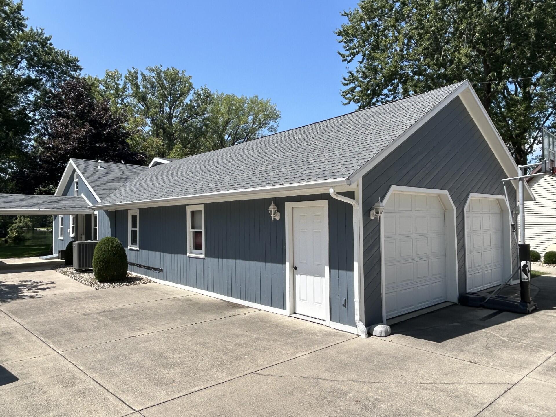 21 Breezewood, Saint Marys, Ohio 45885