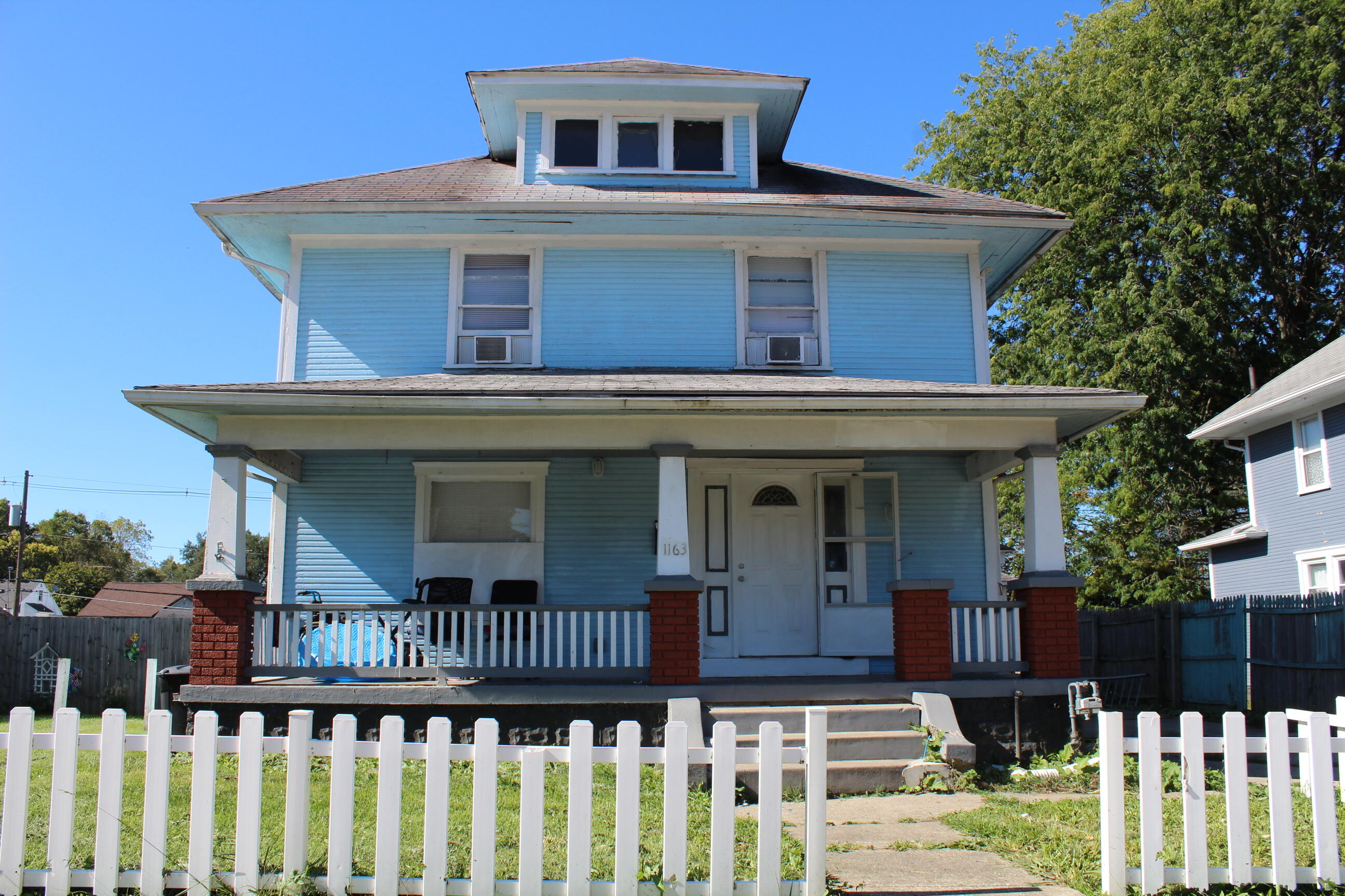 1163 Selma, Springfield, Ohio 45505