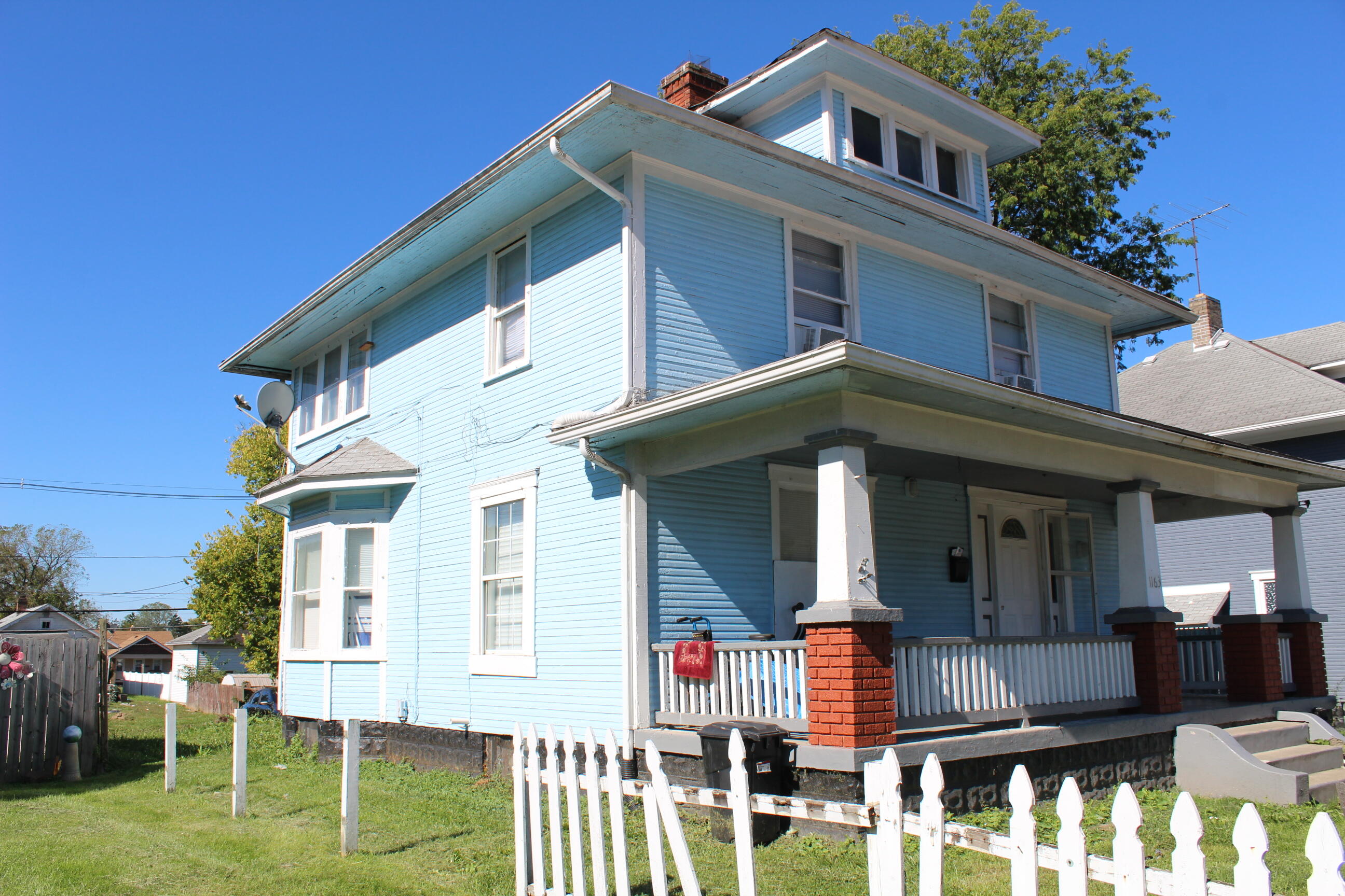 1163 Selma, Springfield, Ohio 45505