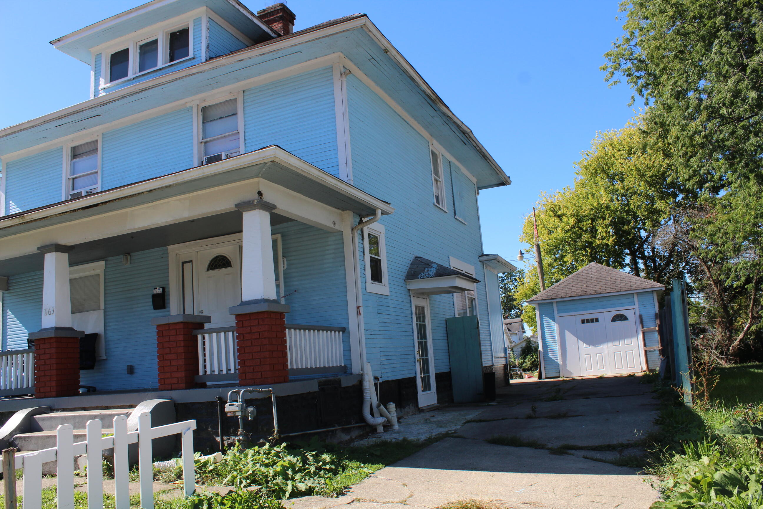 1163 Selma, Springfield, Ohio 45505