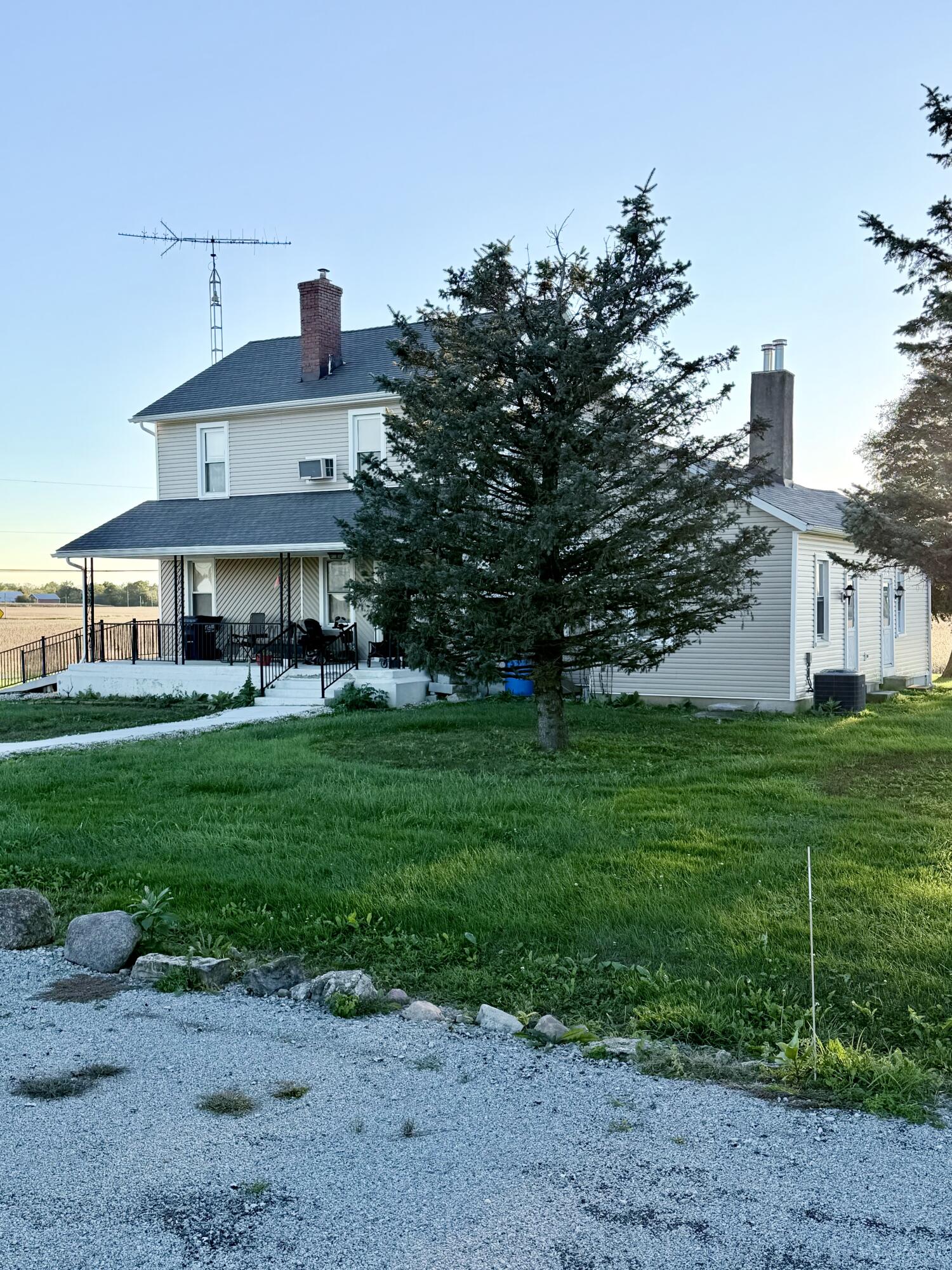 7550 Greenville Falls-Clayton, Covington, Ohio 45318