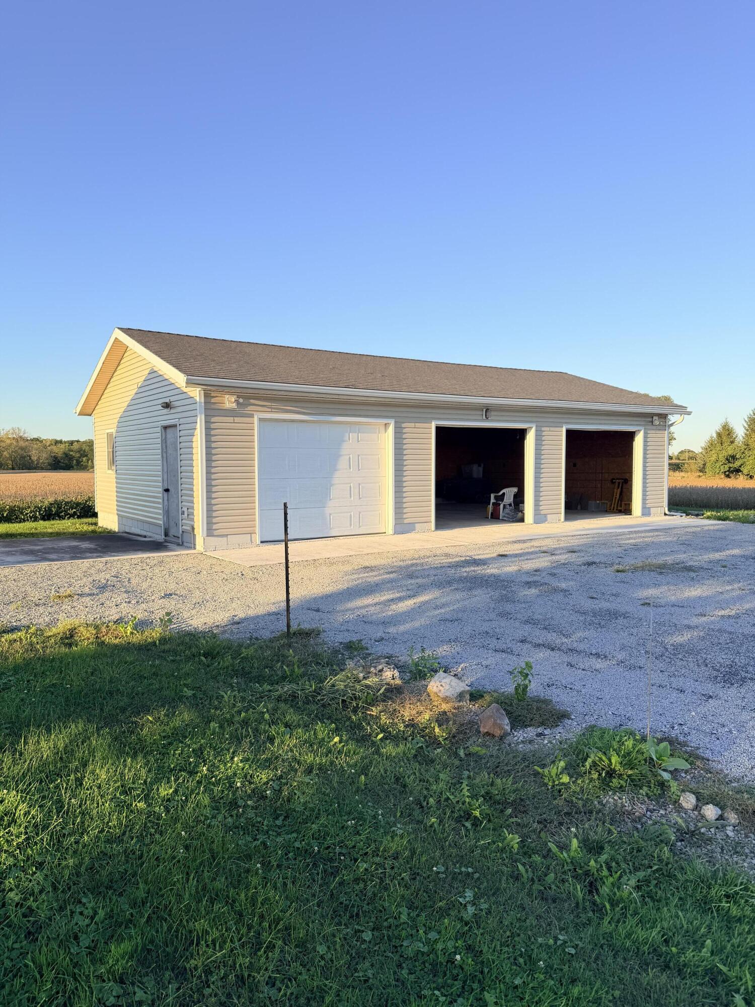 7550 Greenville Falls-Clayton, Covington, Ohio 45318