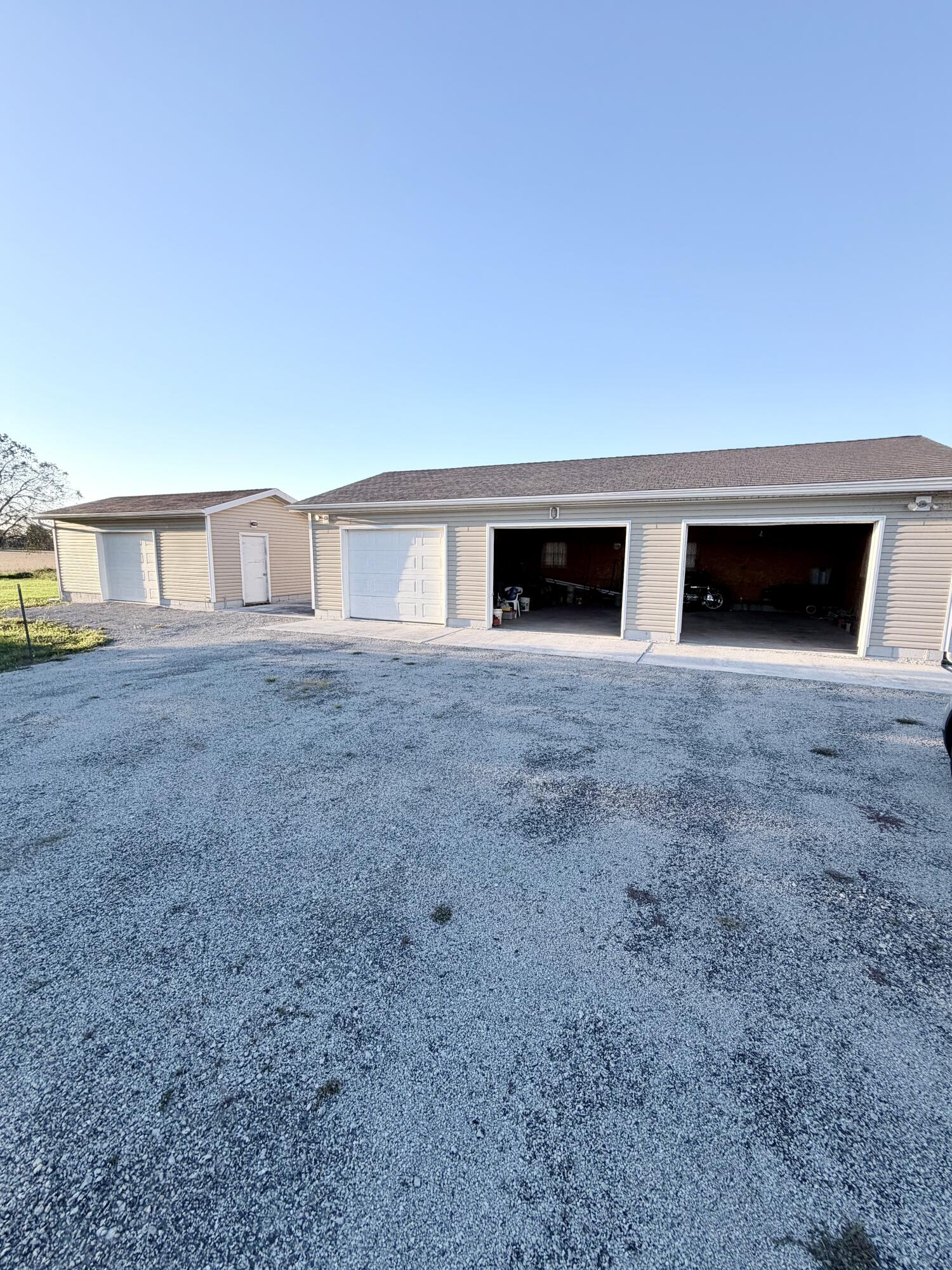 7550 Greenville Falls-Clayton, Covington, Ohio 45318