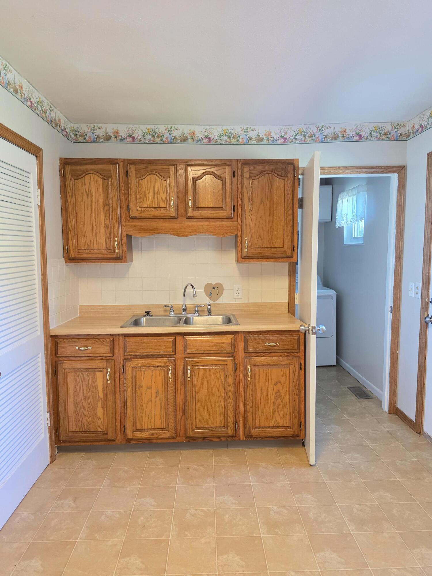 610 Hagenbuch, Urbana, Ohio 43078
