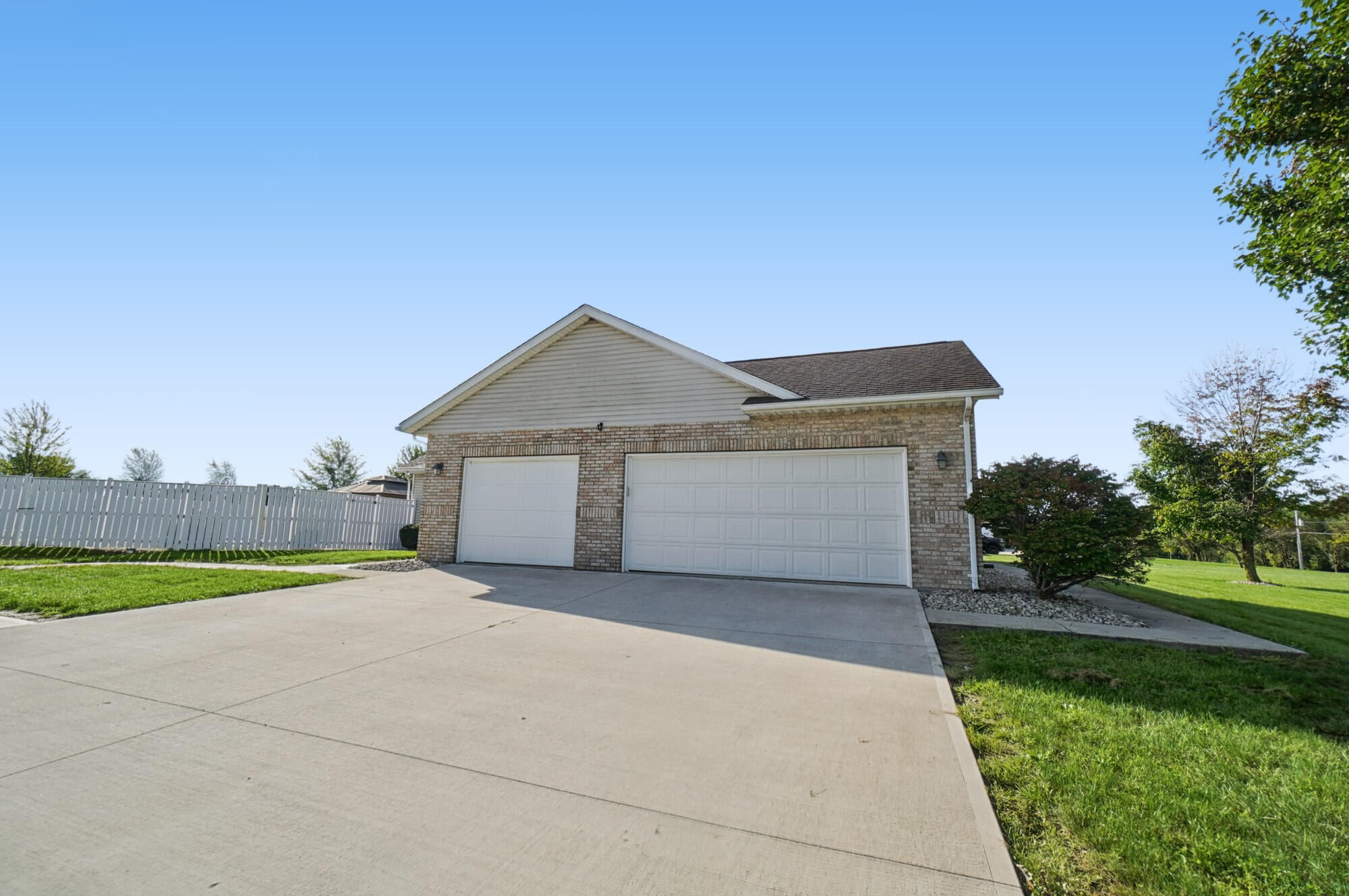 16030 Pusheta, Wapakoneta, Ohio 45895