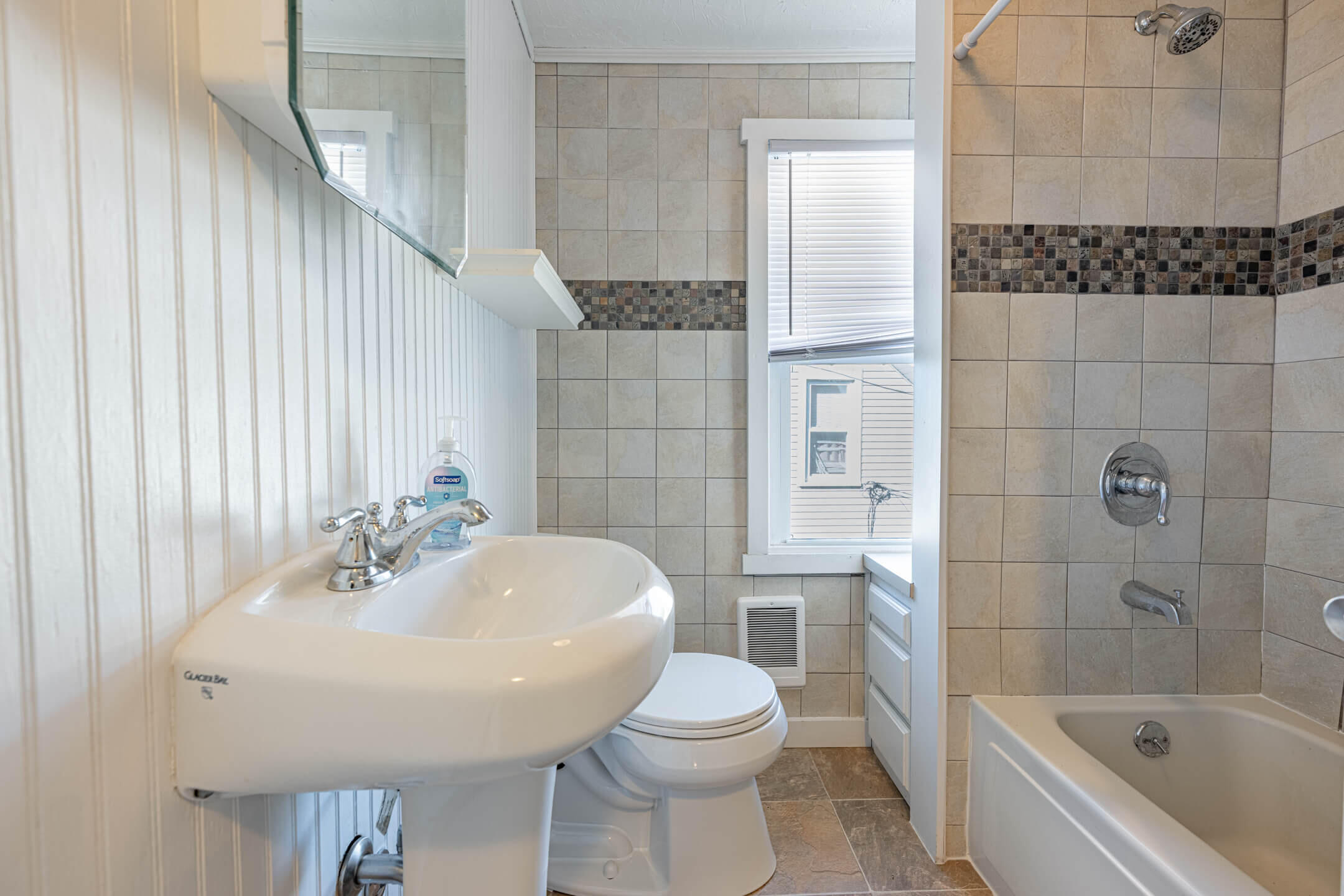 109 Fostoria, Springfield, Ohio 45505