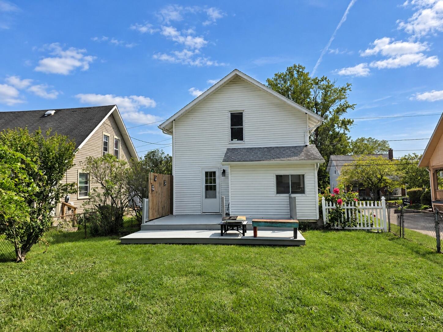 109 Fostoria, Springfield, Ohio 45505