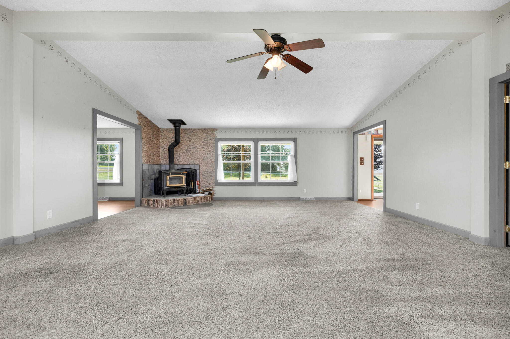 8712 County Road 11, De Graff, Ohio 43318