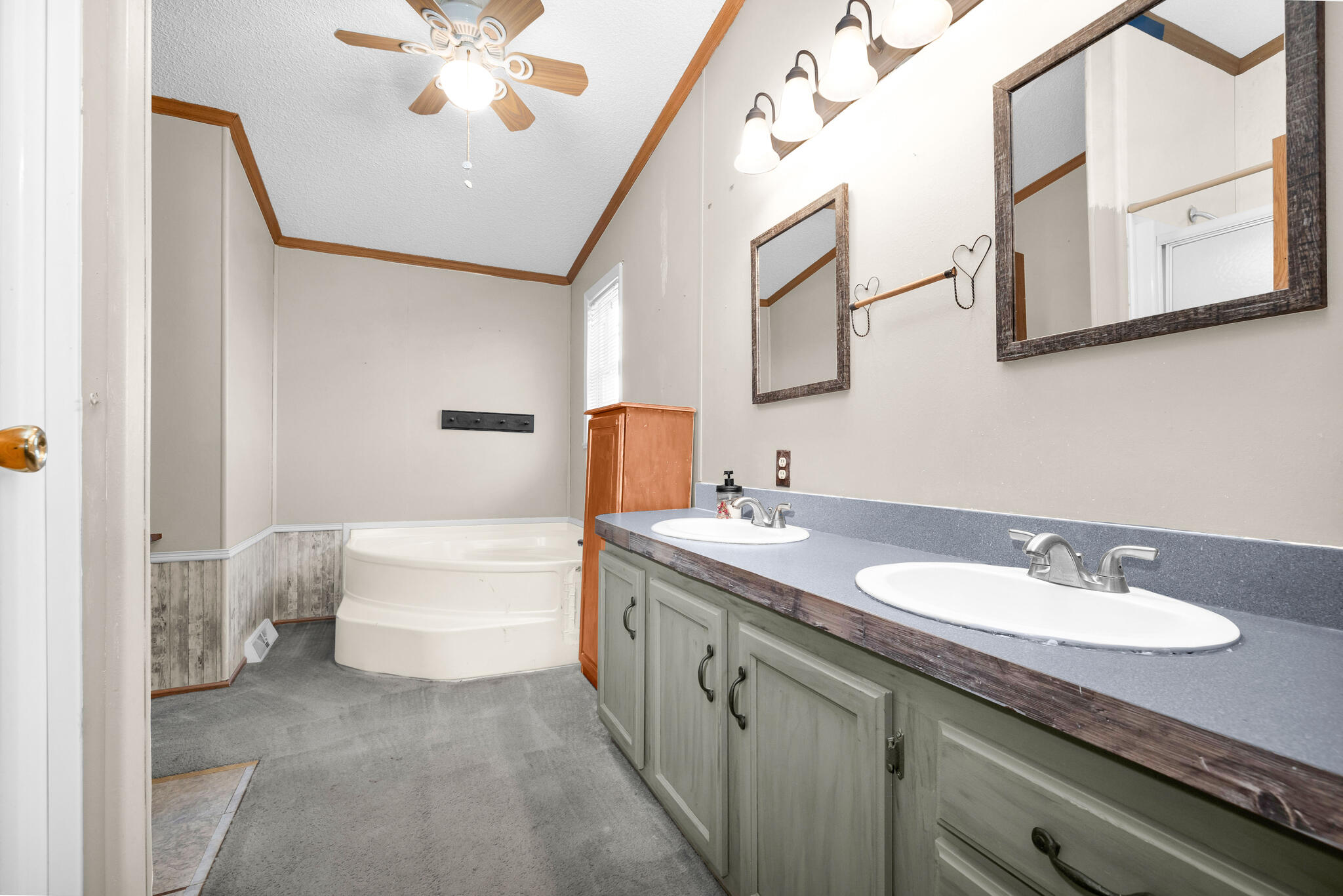 8712 County Road 11, De Graff, Ohio 43318