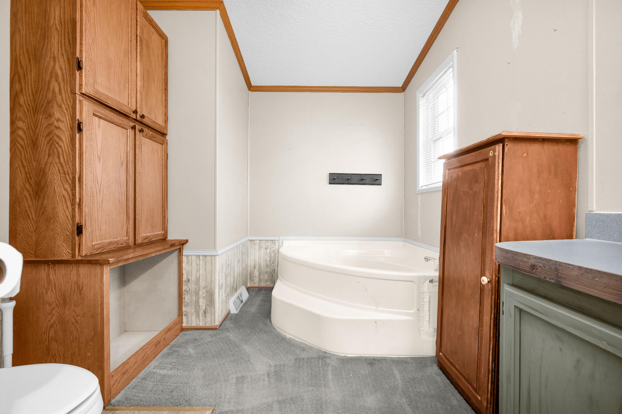 8712 County Road 11, De Graff, Ohio 43318