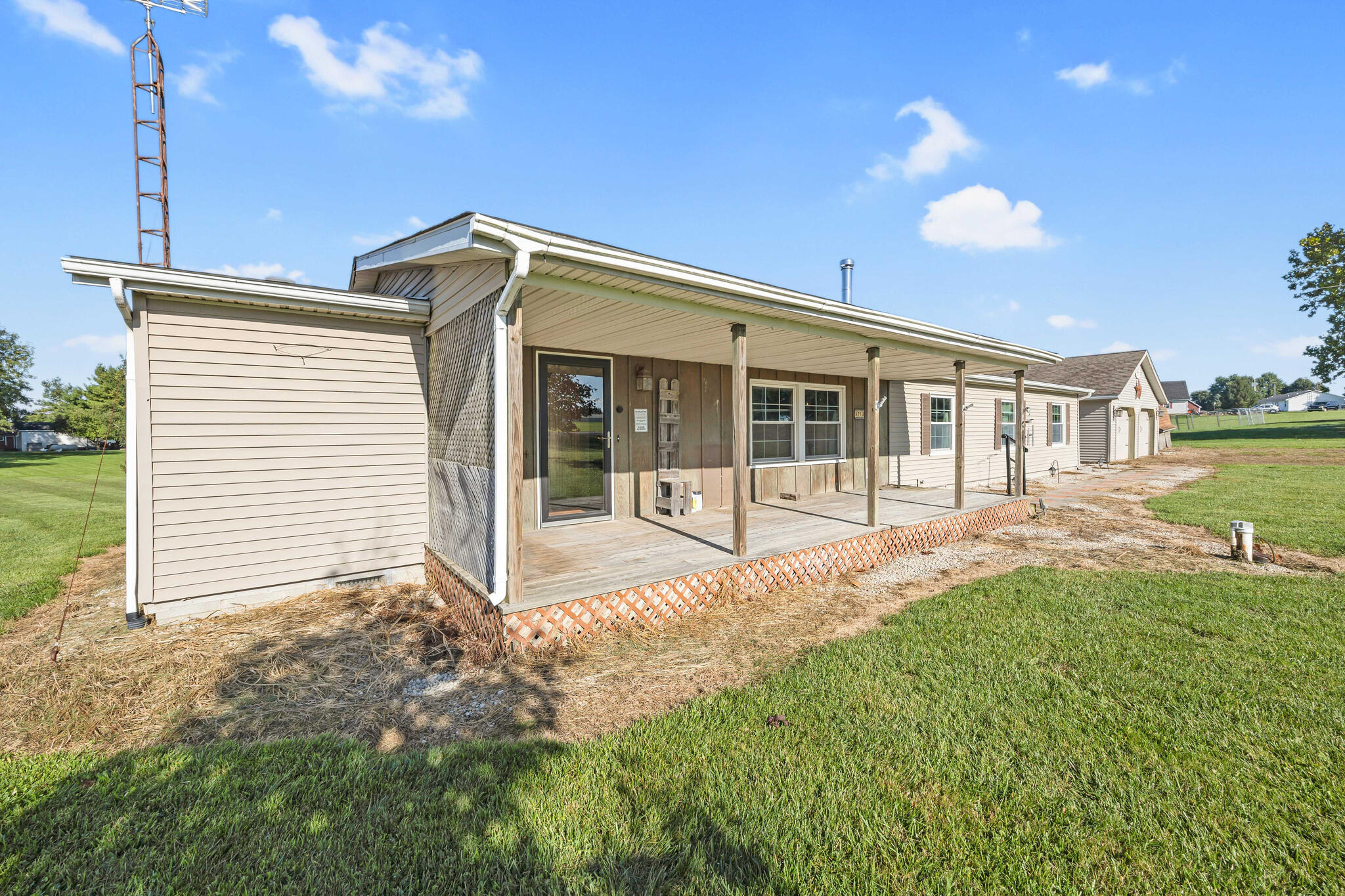 8712 County Road 11, De Graff, Ohio 43318