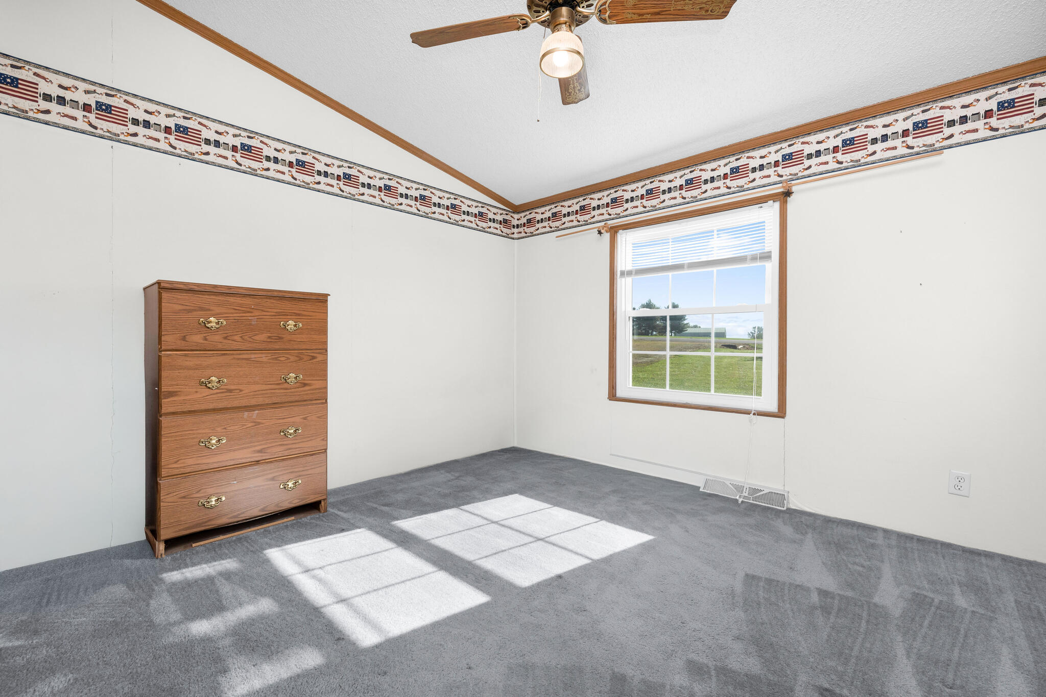 8712 County Road 11, De Graff, Ohio 43318