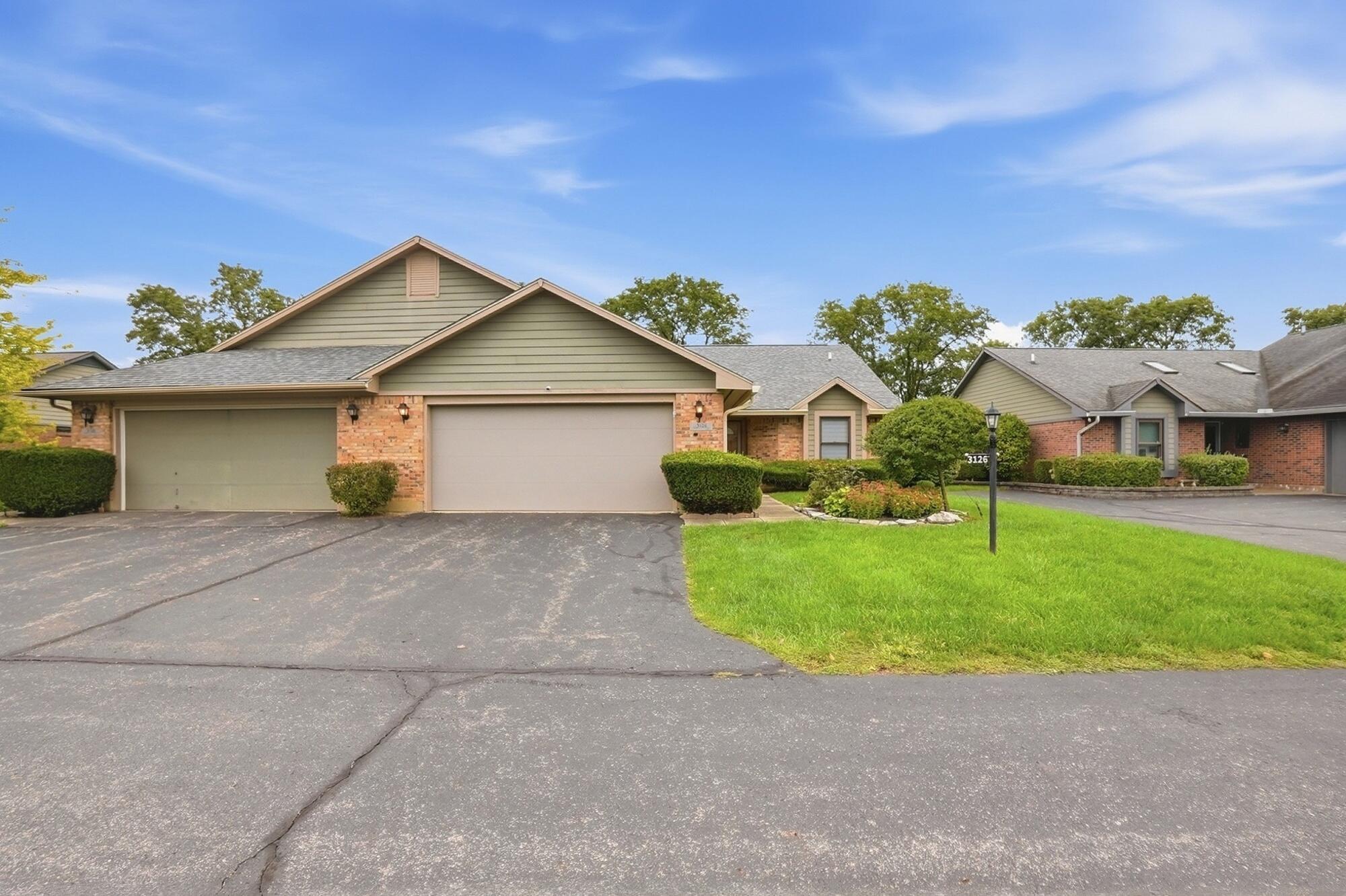 3126 Lakeview, Springfield, Ohio 45503