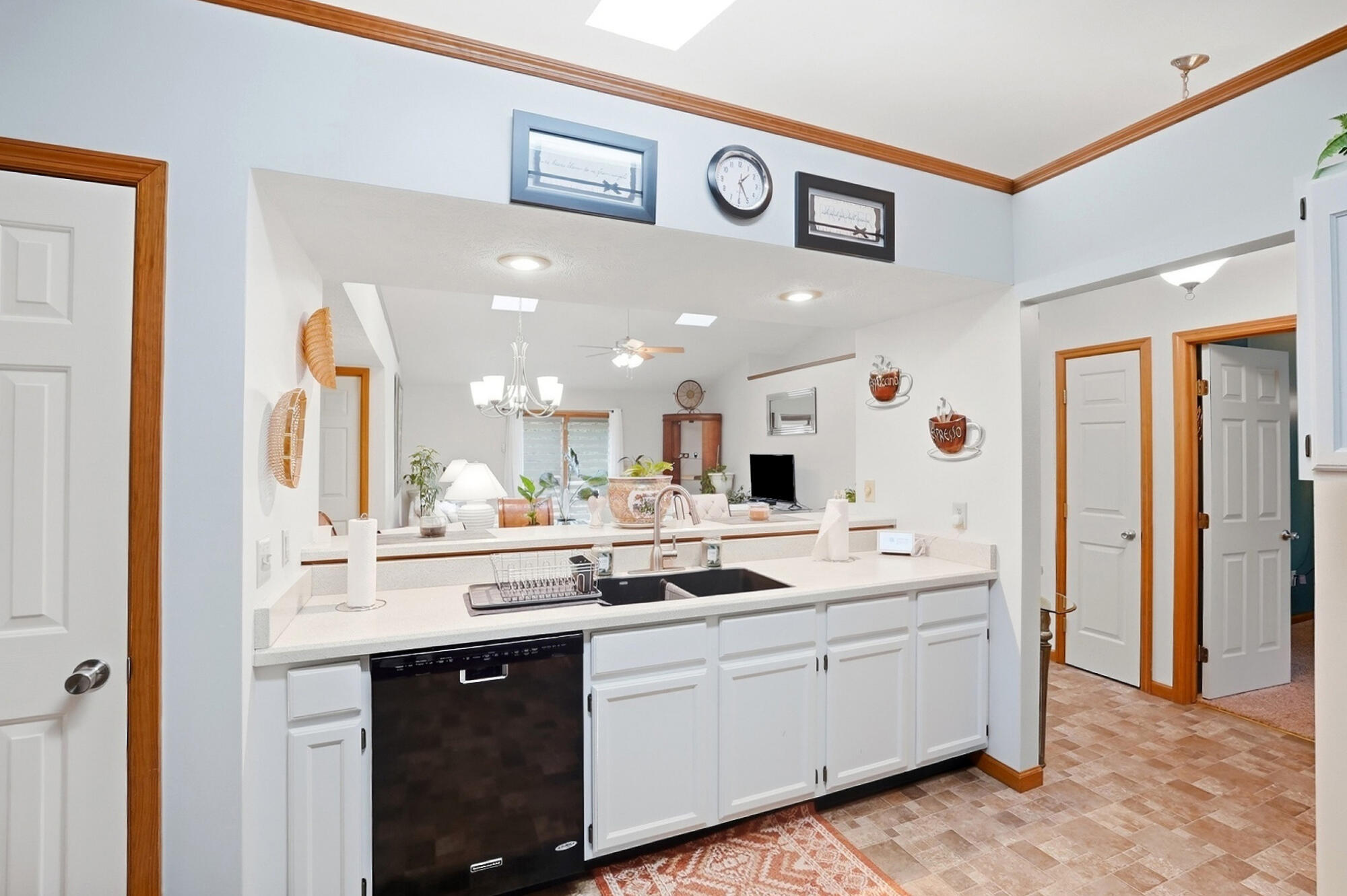 3126 Lakeview, Springfield, Ohio 45503
