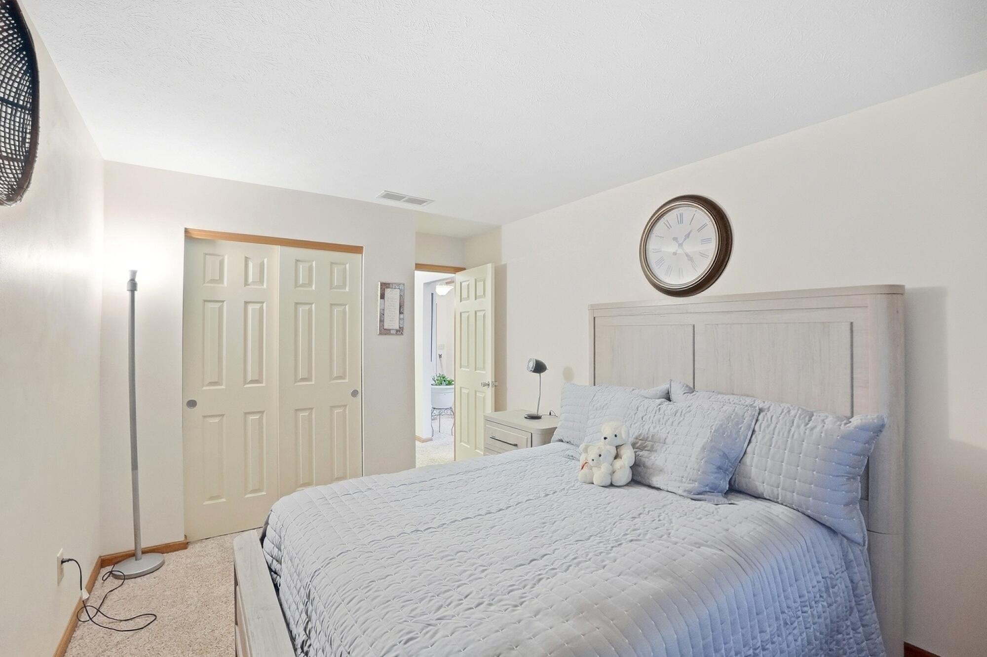 3126 Lakeview, Springfield, Ohio 45503