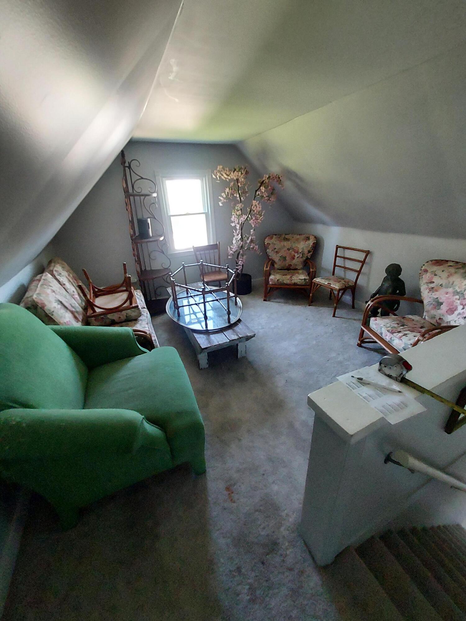 109 Rauthland, Wapakoneta, Ohio 45895