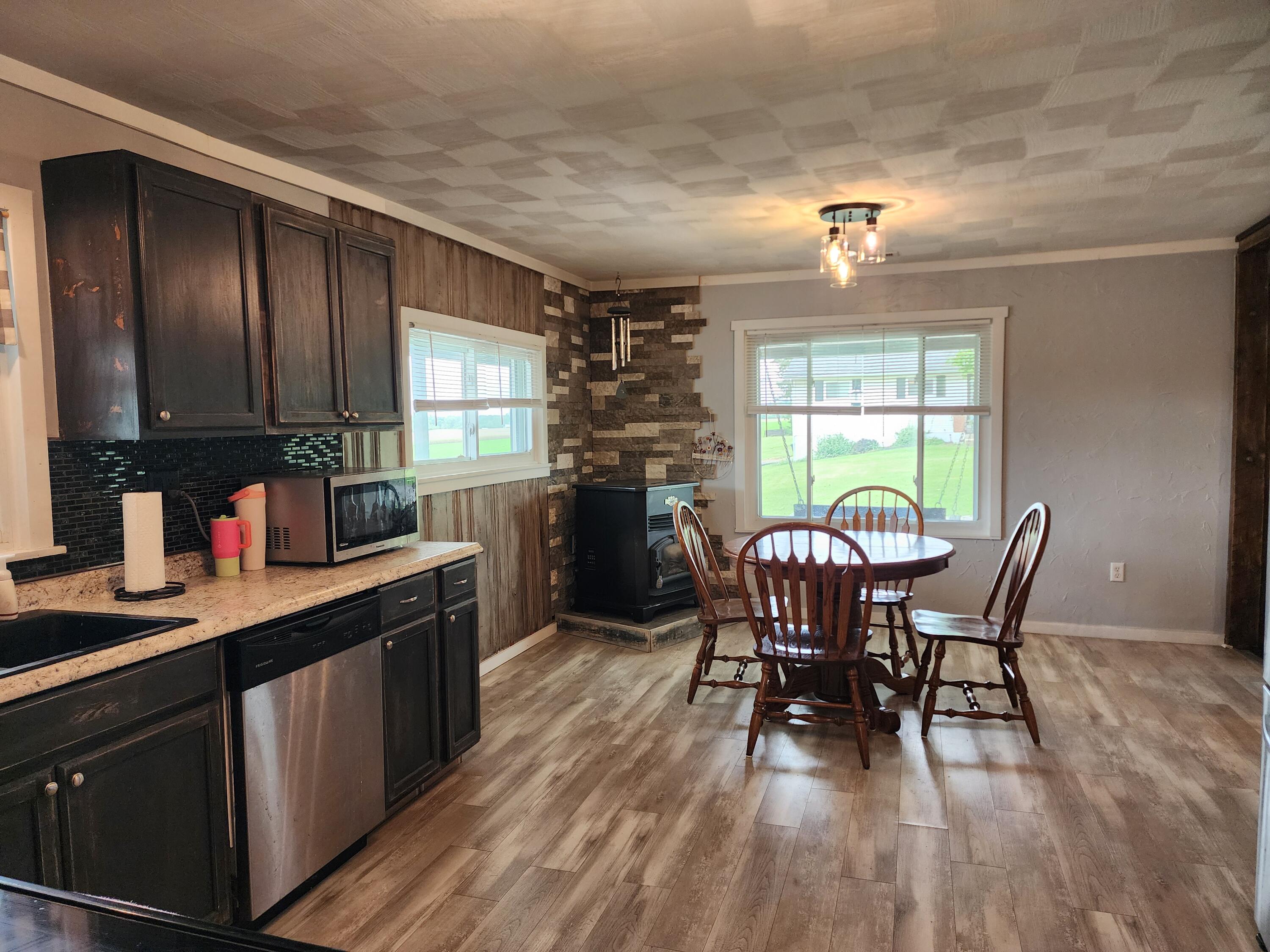 10334 County Road 153, East Liberty, Ohio 43319